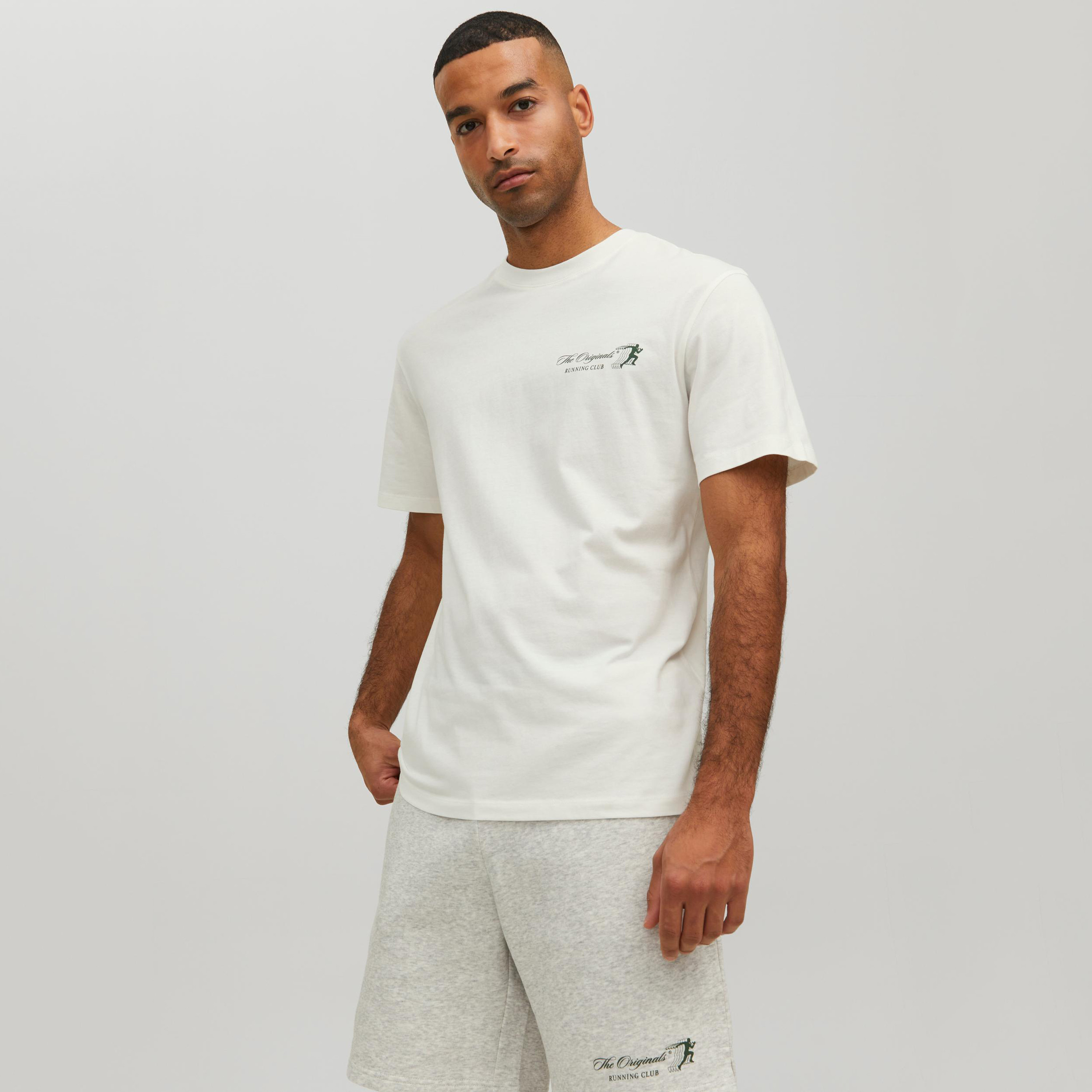  تي شيرت من جاك آند جونز مع مطبوع بأكمام قصيرة و ياقة مستديرة-men-clothing-tshirtsandpolos-tshirts-image-9