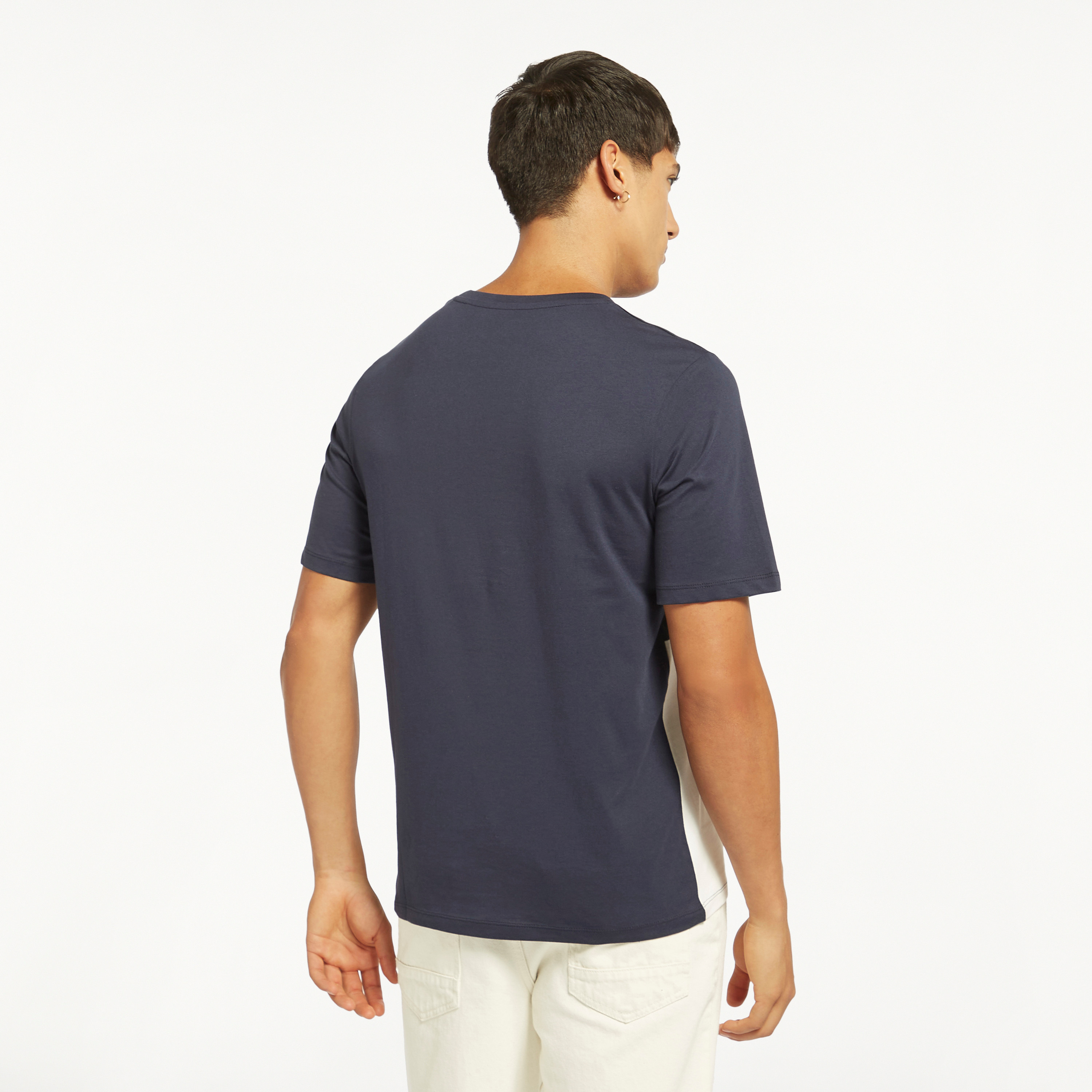  تي شيرت من جاك آند جونز بأكمام قصيرة و ياقة مستديرة و ضيقة-men-clothing-tshirtsandpolos-tshirts-image-8