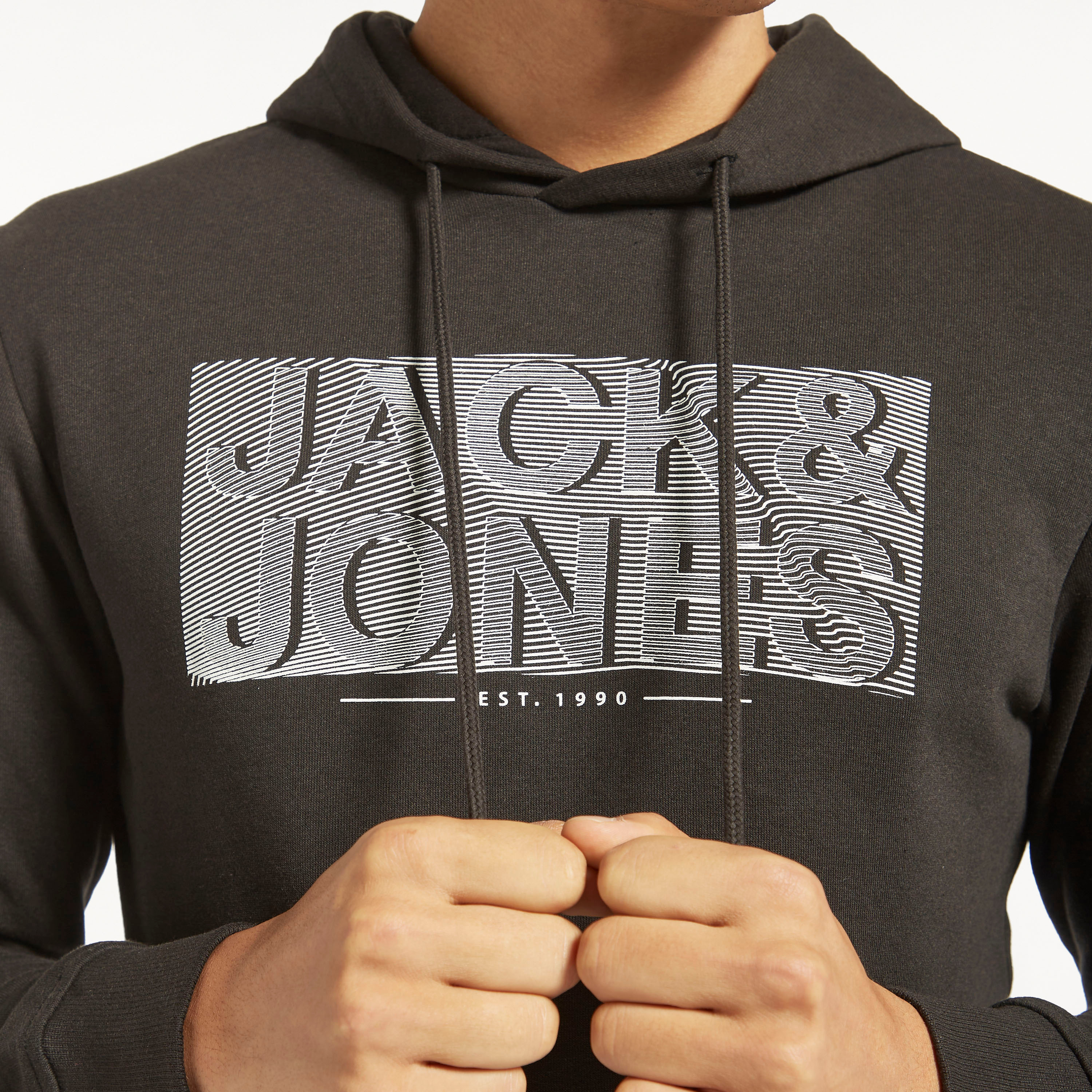  هودي من جاك آند جونز بلوجو بأكمام طويلة وياقة مستديرة-men-winterwear-hoodiesandsweatshirts-image-2