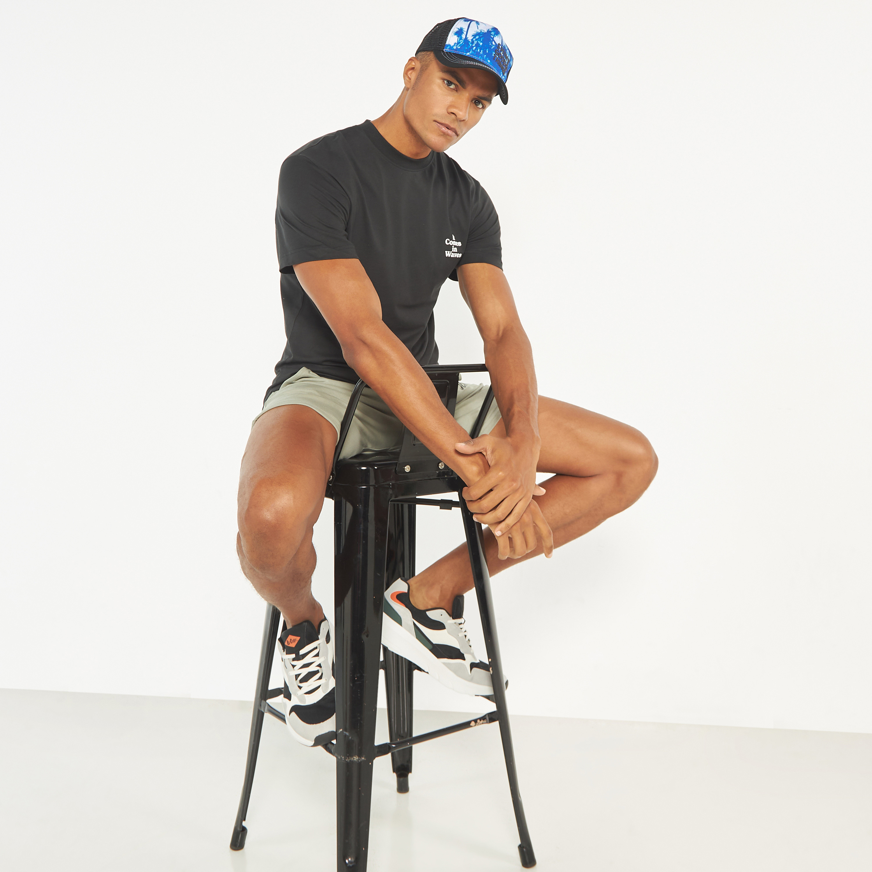 تي شيرت من جاك آند جونز مع مطبوع بأكمام قصيرة و ياقة مستديرة -men-clothing-tshirtsandpolos-tshirts-image-14