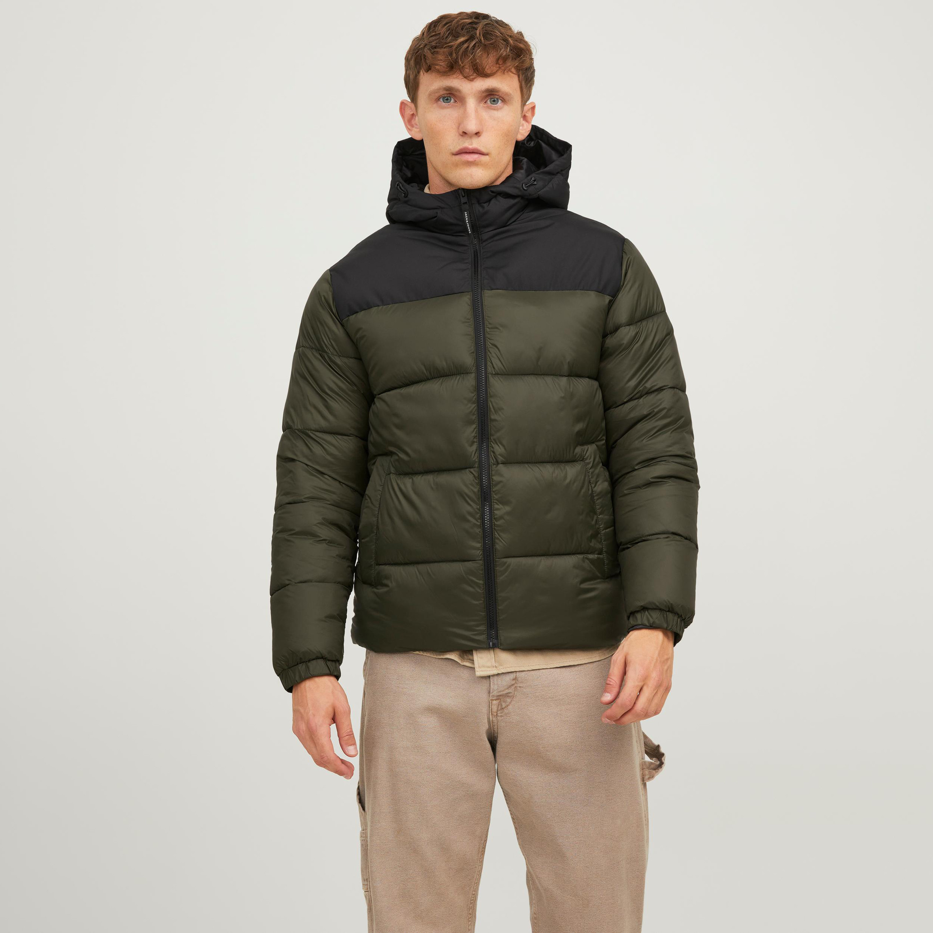 جاكيت جاك آند جونز مع منفوخ ذو مبطن بقلنسوة-men-clothing-jacketsandblazers-jackets-image-1