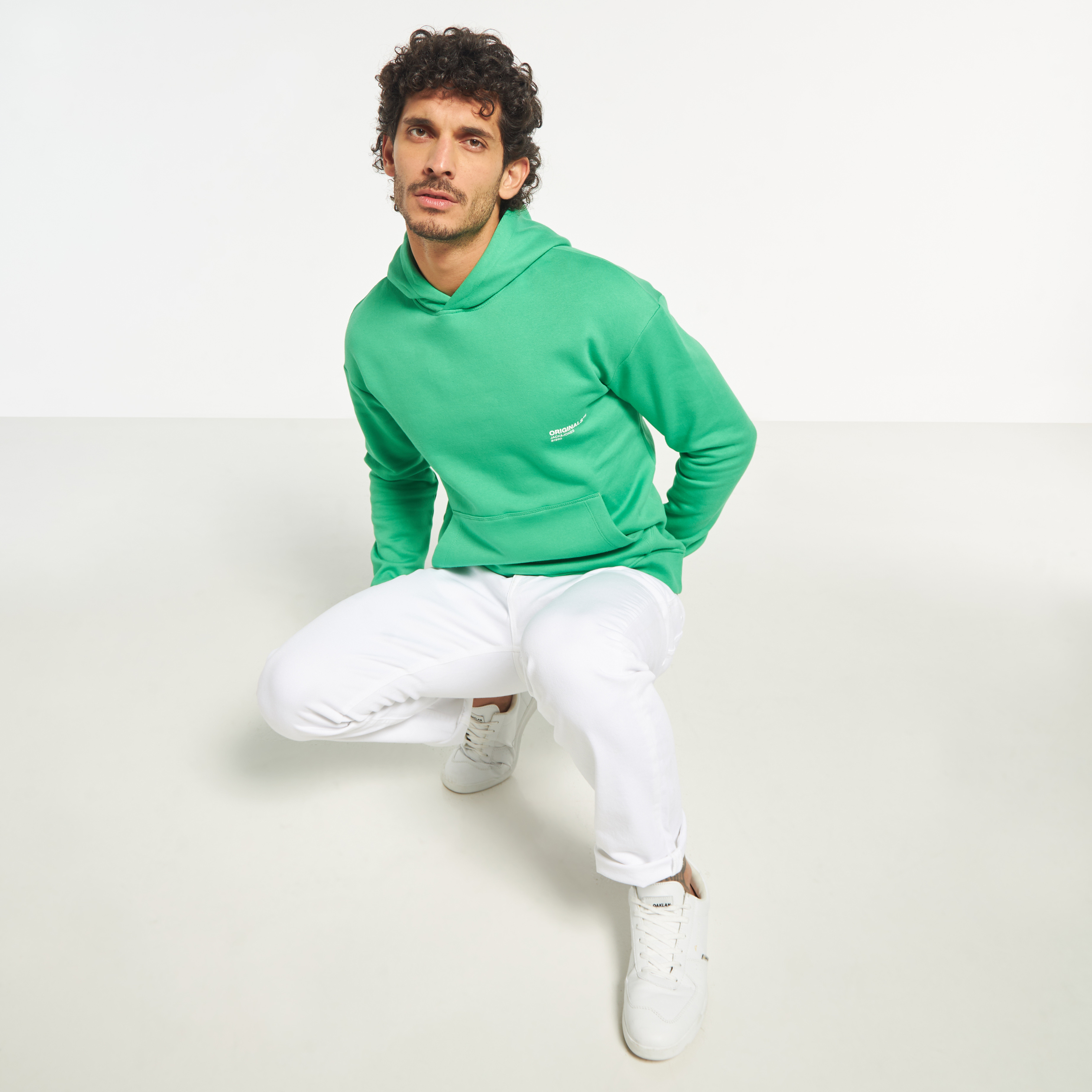 Jack & Jones Printed Long Sleeves Hoodie with Kangaroo Pocket-men-winterwear-hoodiesandsweatshirts-image-2
