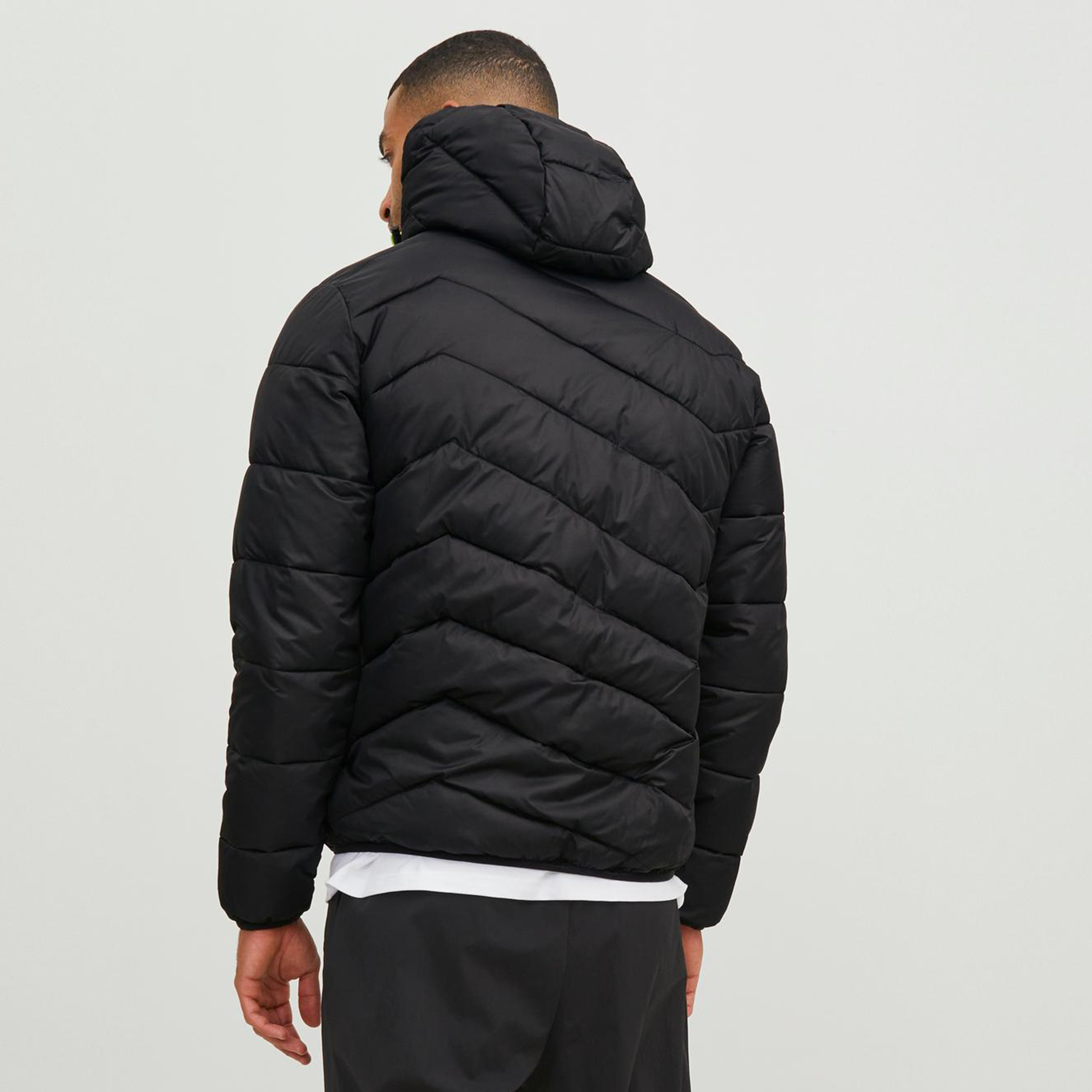 جاكيت جاك آند جونز مع منفوخ ذو مبطن بقلنسوة-men-clothing-jacketsandblazers-jackets-image-4