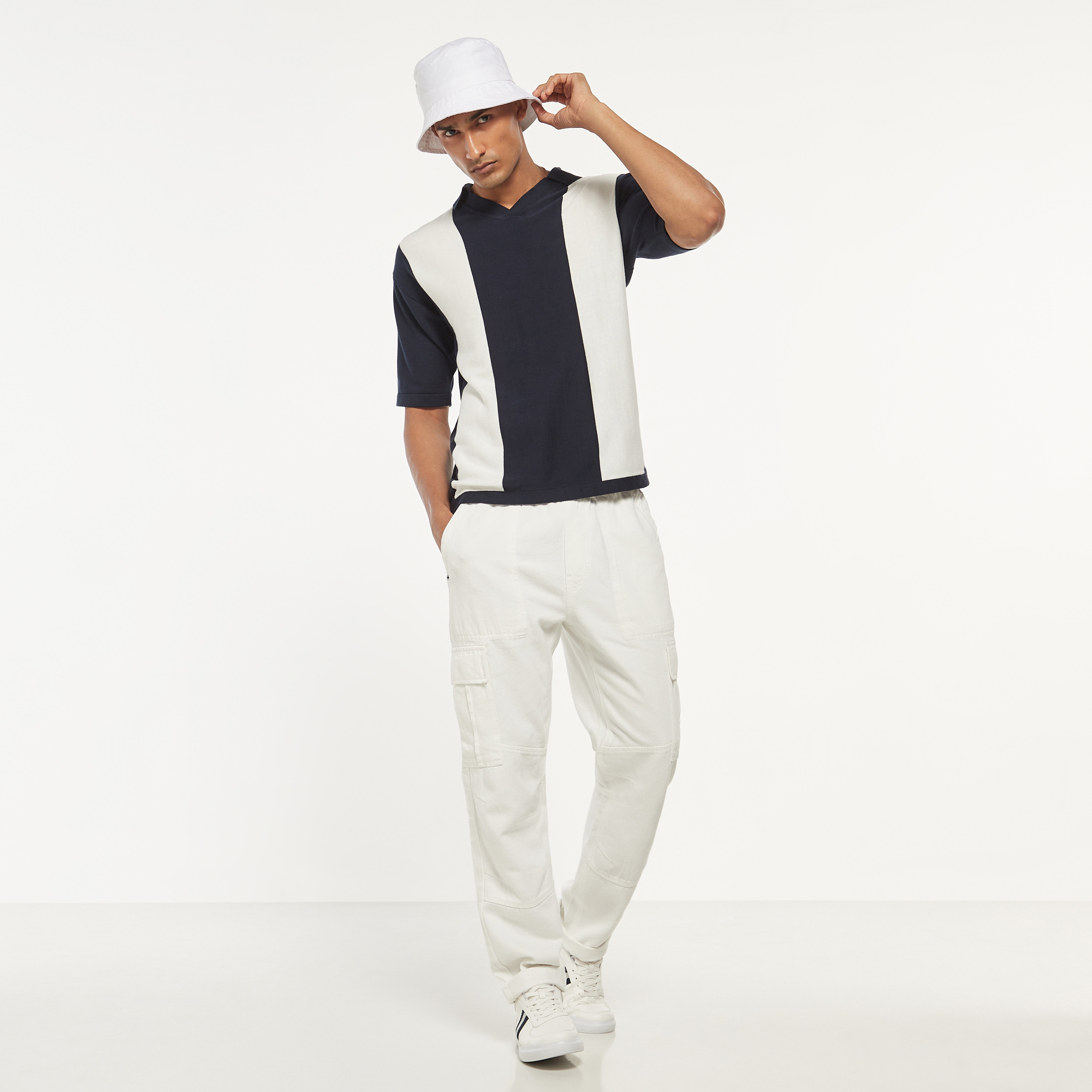 بولو تي شيرت من جاك آند جونز بأكمام قصيرة مع كلر بلوكد-men-clothing-tshirtsandpolos-polos-image-2