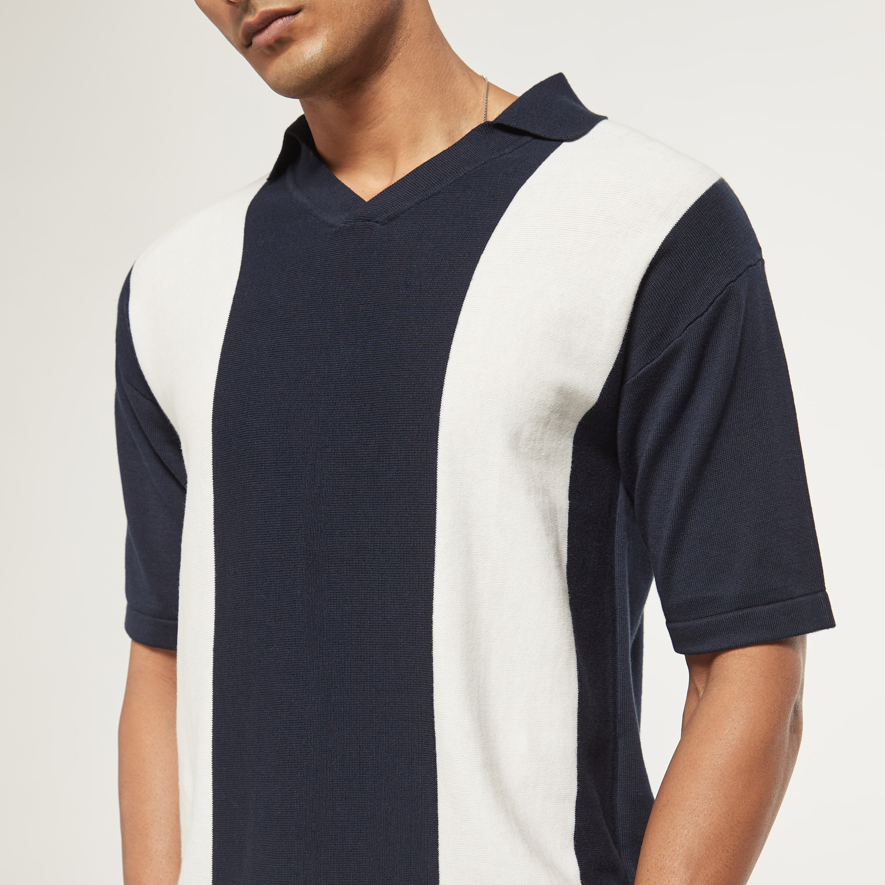 بولو تي شيرت من جاك آند جونز بأكمام قصيرة مع كلر بلوكد-men-clothing-tshirtsandpolos-polos-image-4