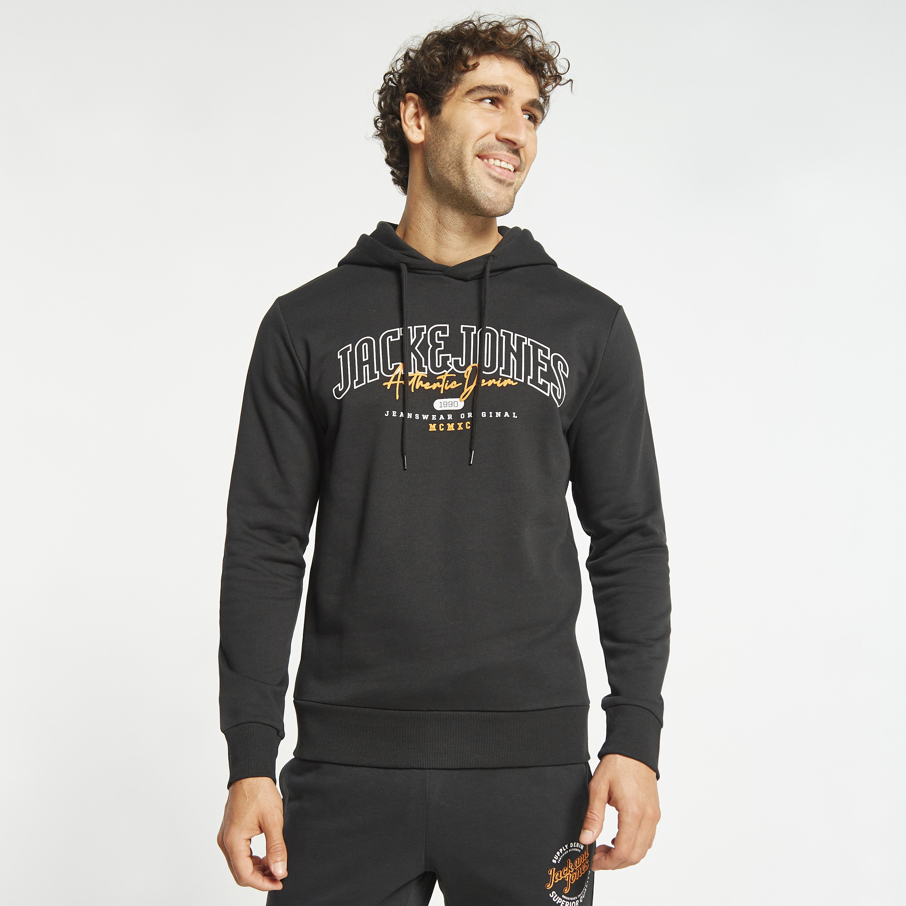  هودي جاك آند جونز مع شعار بأكمام طويلة-men-winterwear-hoodiesandsweatshirts-image-1