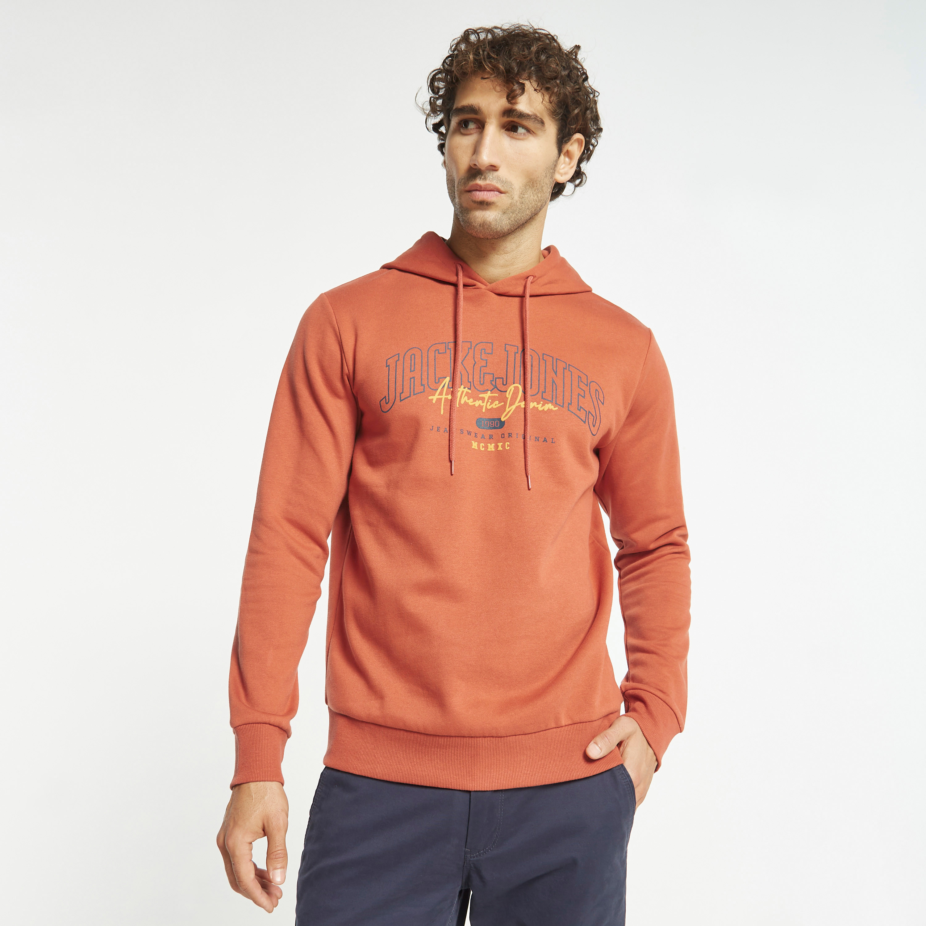  هودي جاك آند جونز مع شعار بأكمام طويلة-men-winterwear-hoodiesandsweatshirts-image-13