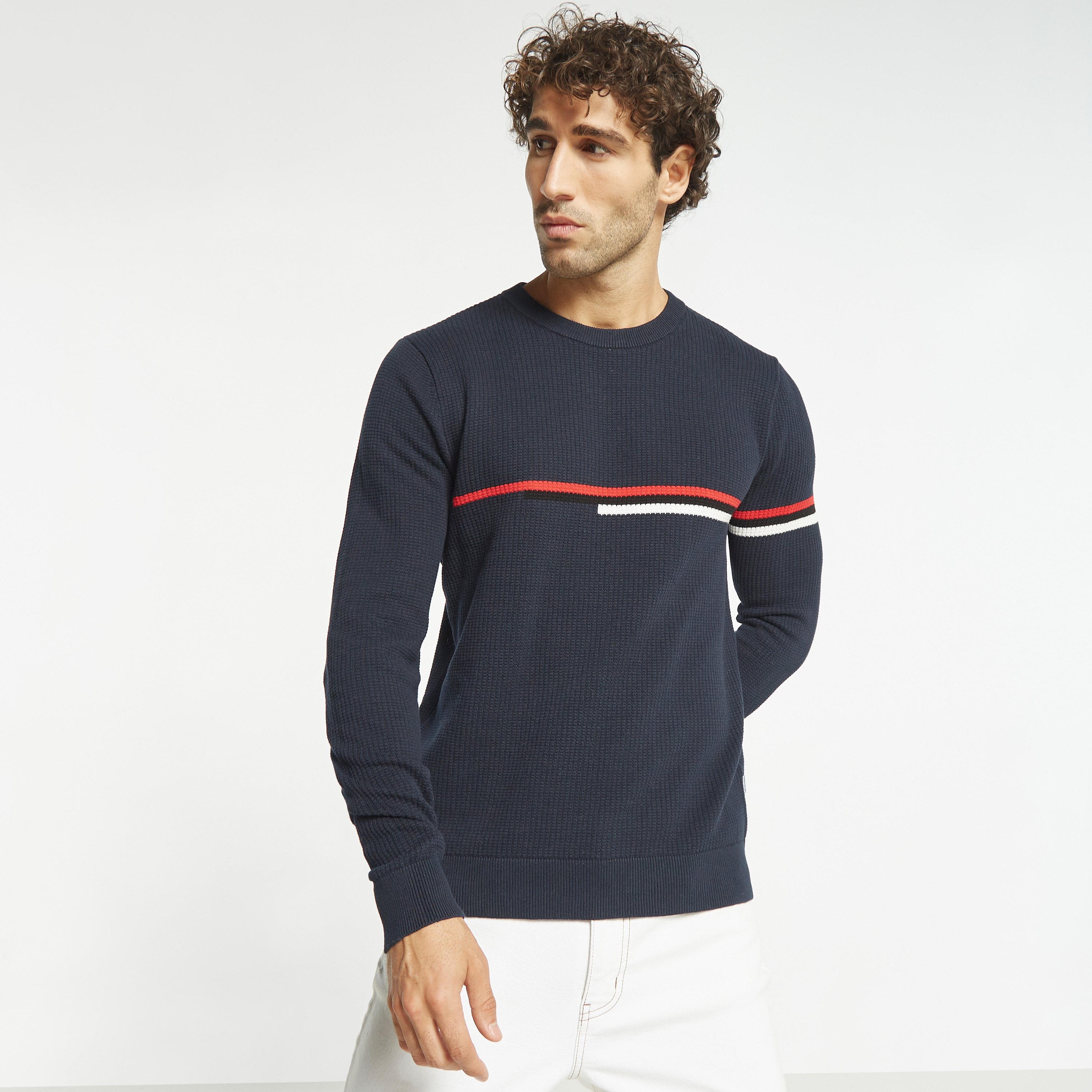  بلوفر مزخرف من جاك آند جونز بأكمام طويلة وياقة مستديرة-men-clothing-sweatersandpullovers-image-5