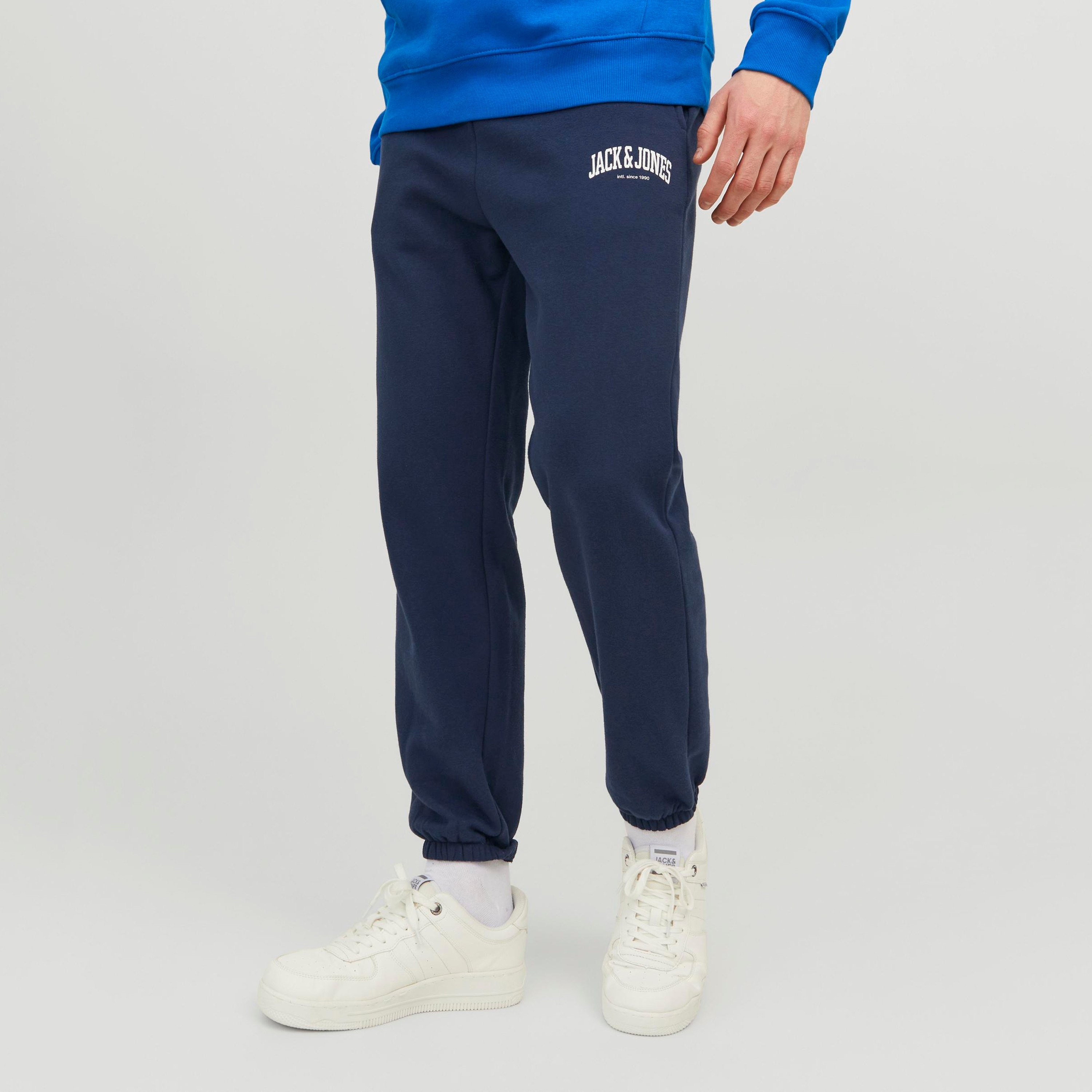 Buy Men s Jack Jones Logo Mid Rise Drawstring Joggers Online Centrepoint Kuwait