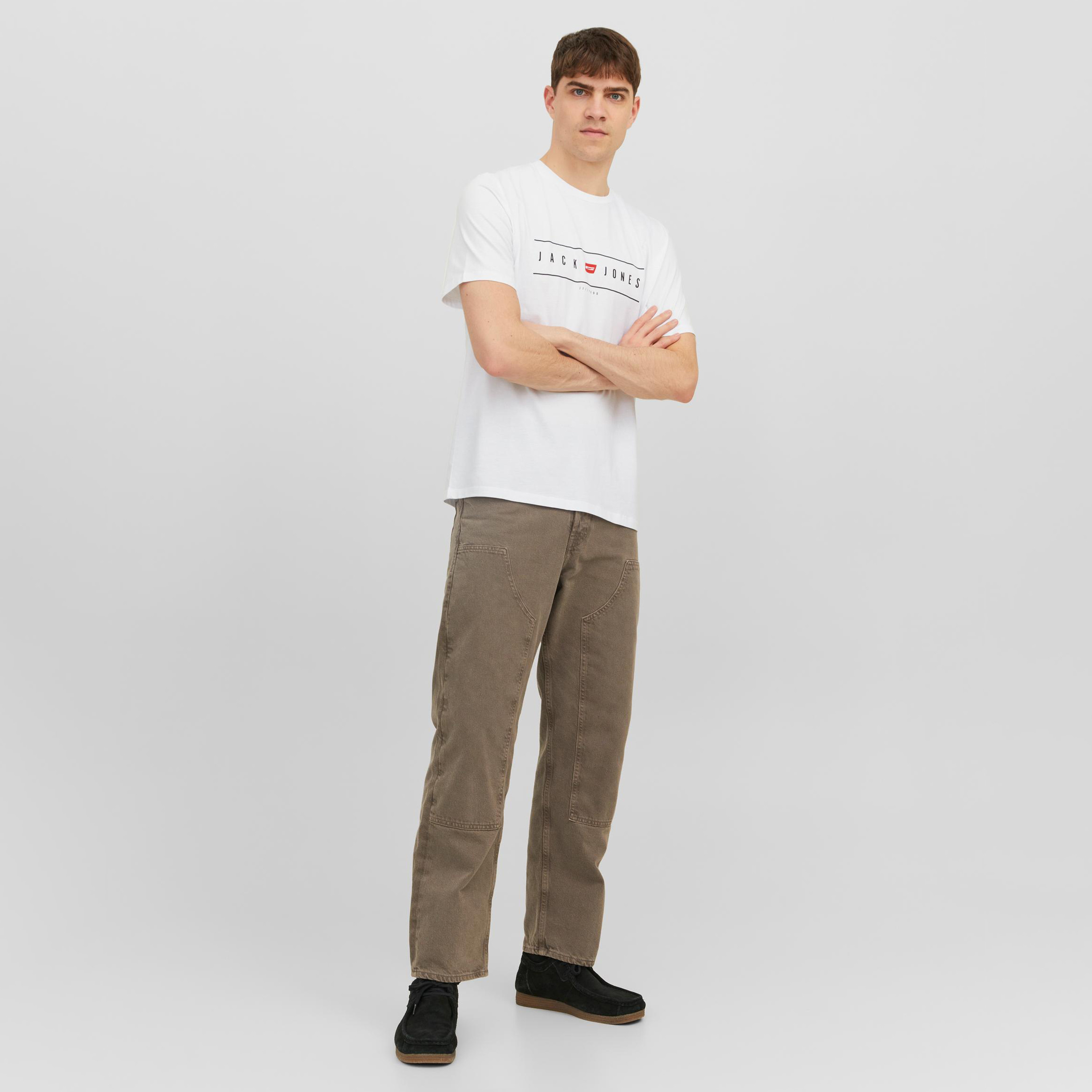 تي شيرت من جاك آند جونز بأكمام قصيرة و ياقة دائرية -men-clothing-tshirtsandpolos-tshirts-image-14