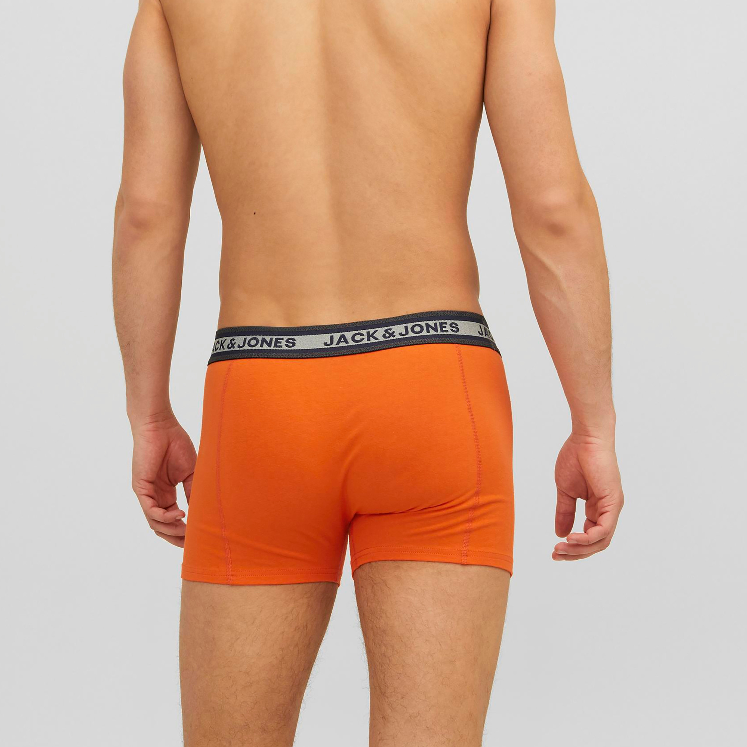 مجموعة مكونة من 3 سراويل سادة مع حزام خصر بطبعة الشعار من جاك آند جونز-men-clothing-innerwear-underwear-image-4