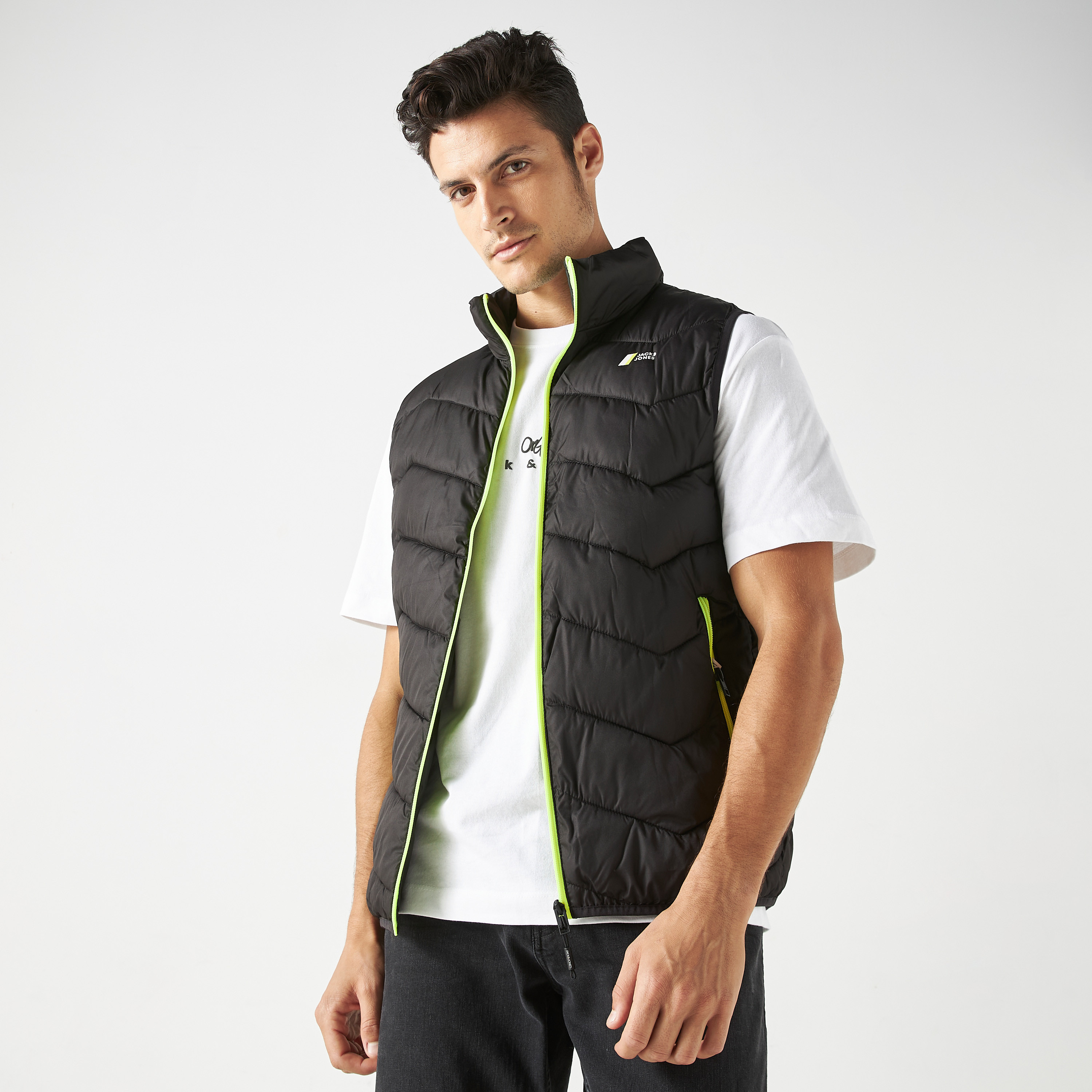 Jack & Jones Quilted Puffer Gilet-men-clothing-jacketsandblazers-jackets-image-1