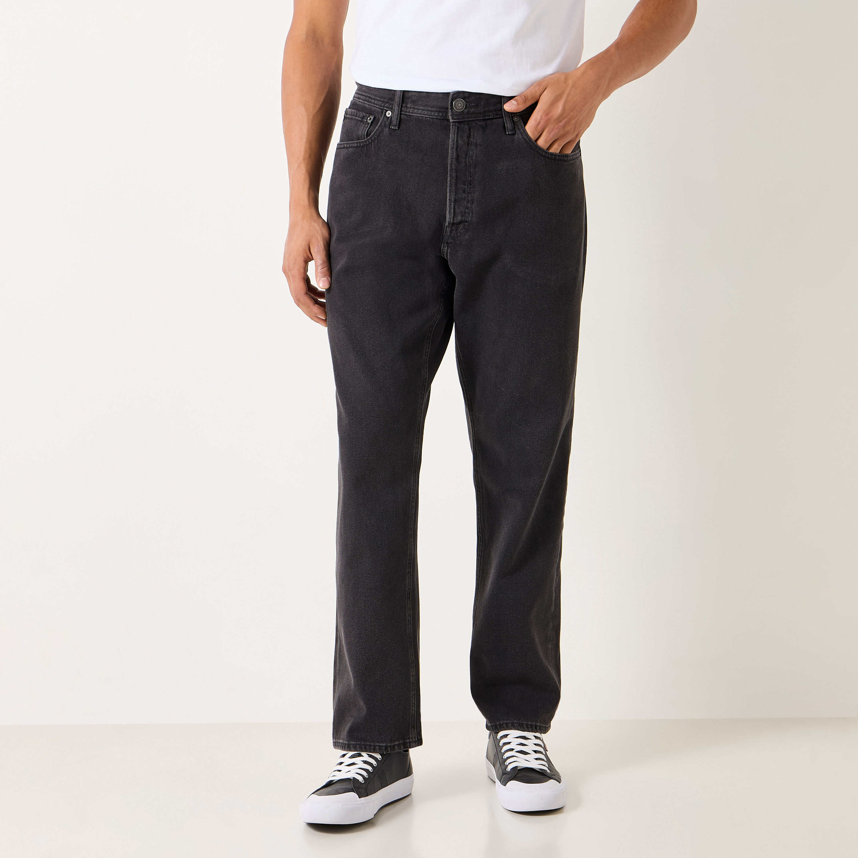 Jack & Jones Solid High-Rise Relaxed Fit Jeans with Button Closure-men-clothing-bottoms-jeans-image-1
