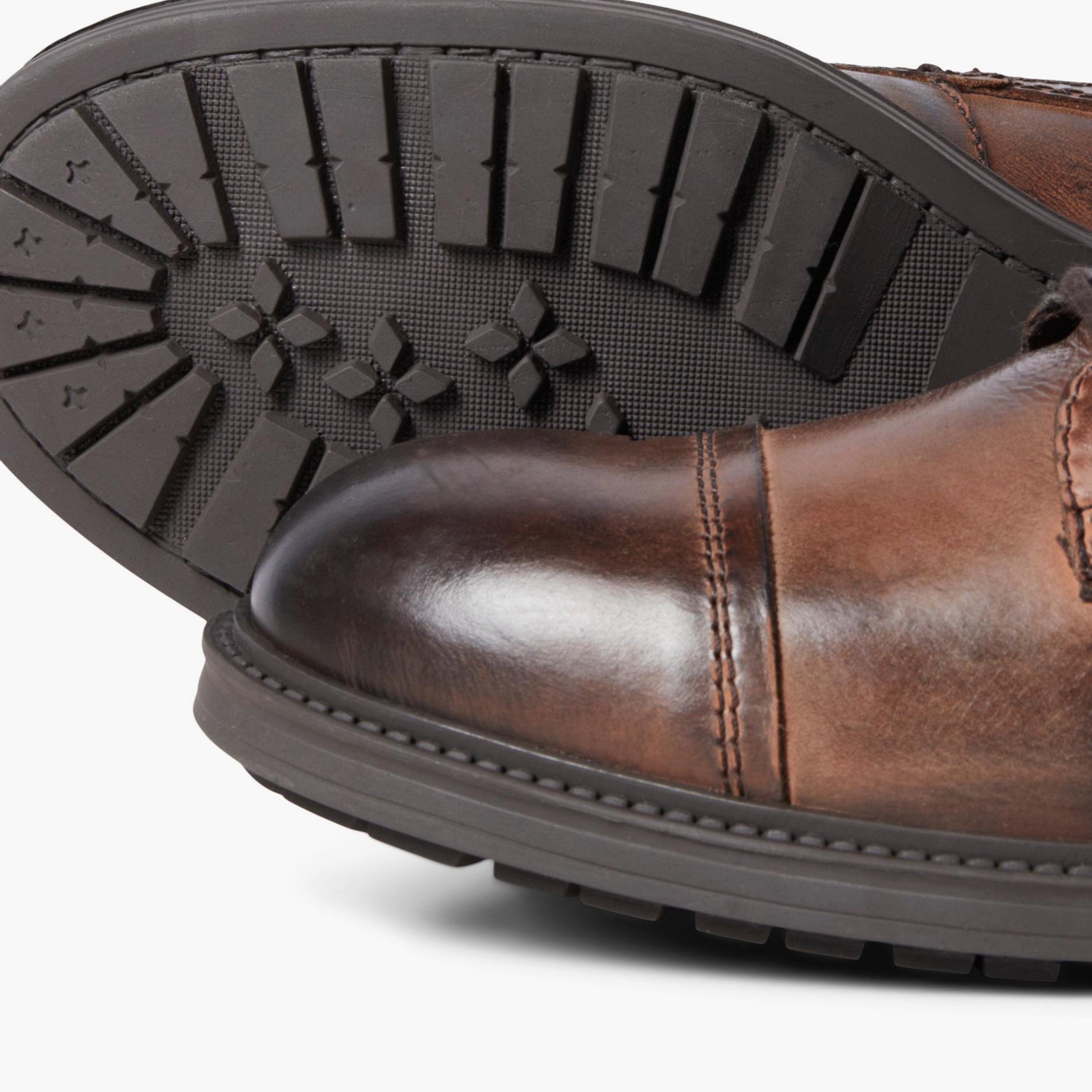 حذاء جاك آند جونز ذو جيفهووارد الجلدي للكاحل للرجال | 12237617-men-shoes-boots-image-12