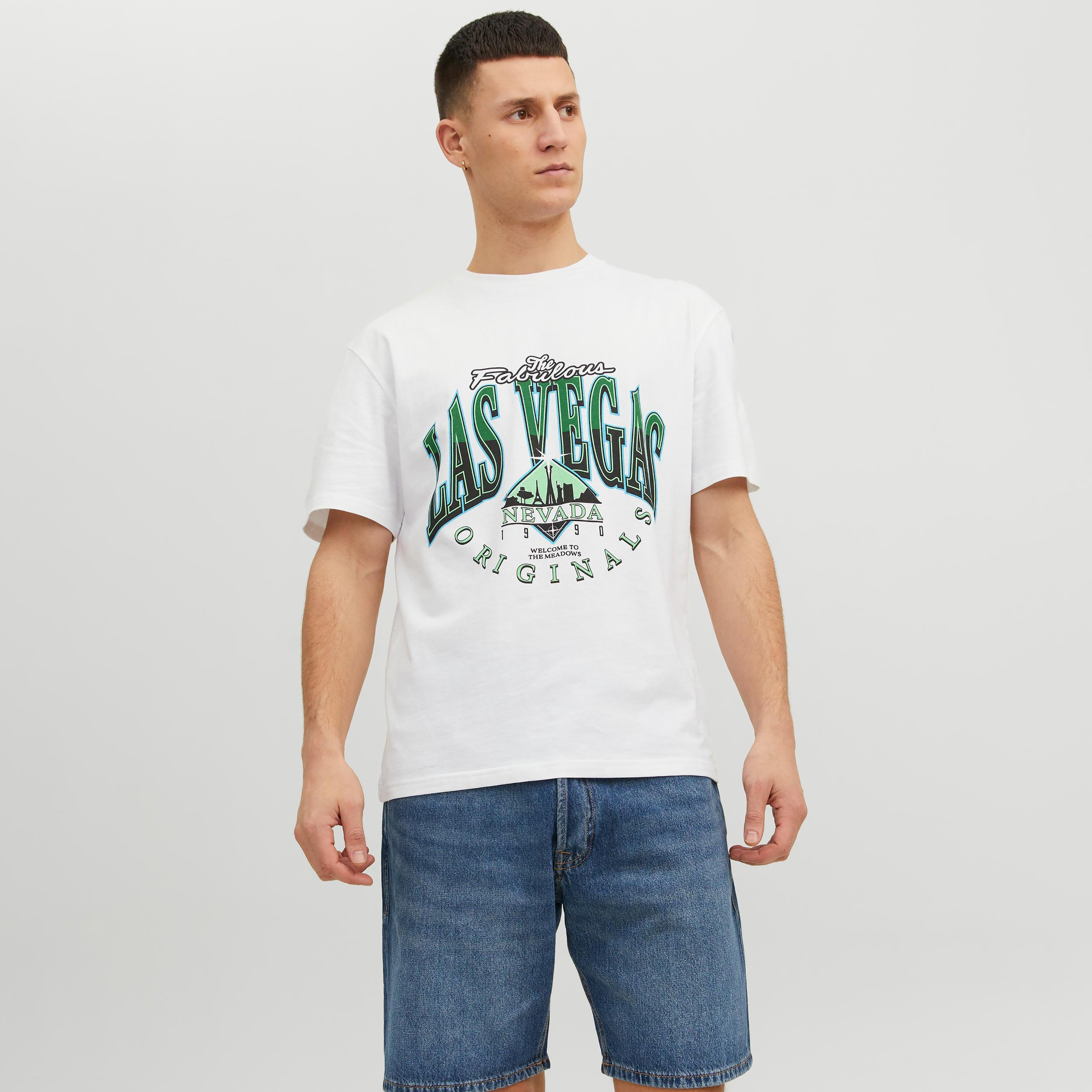 تي شيرت من جاك آند جونز مع مطبوع بأكمام قصيرة و ياقة مستديرة -men-clothing-tshirtsandpolos-tshirts-image-13