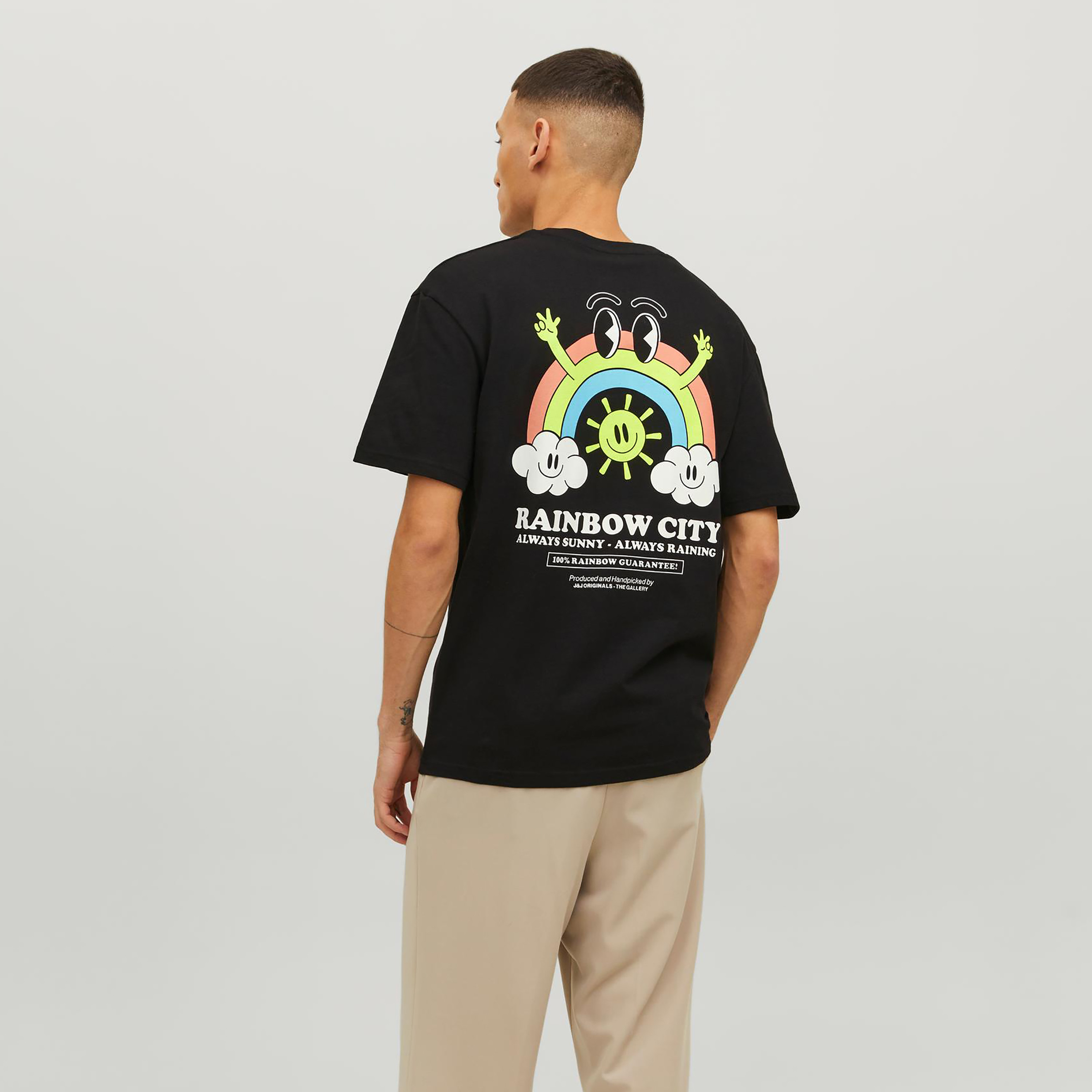 تي شيرت من جاك آند جونز مع مطبوع بأكمام قصيرة و ياقة مستديرة -men-clothing-tshirtsandpolos-tshirts-image-4