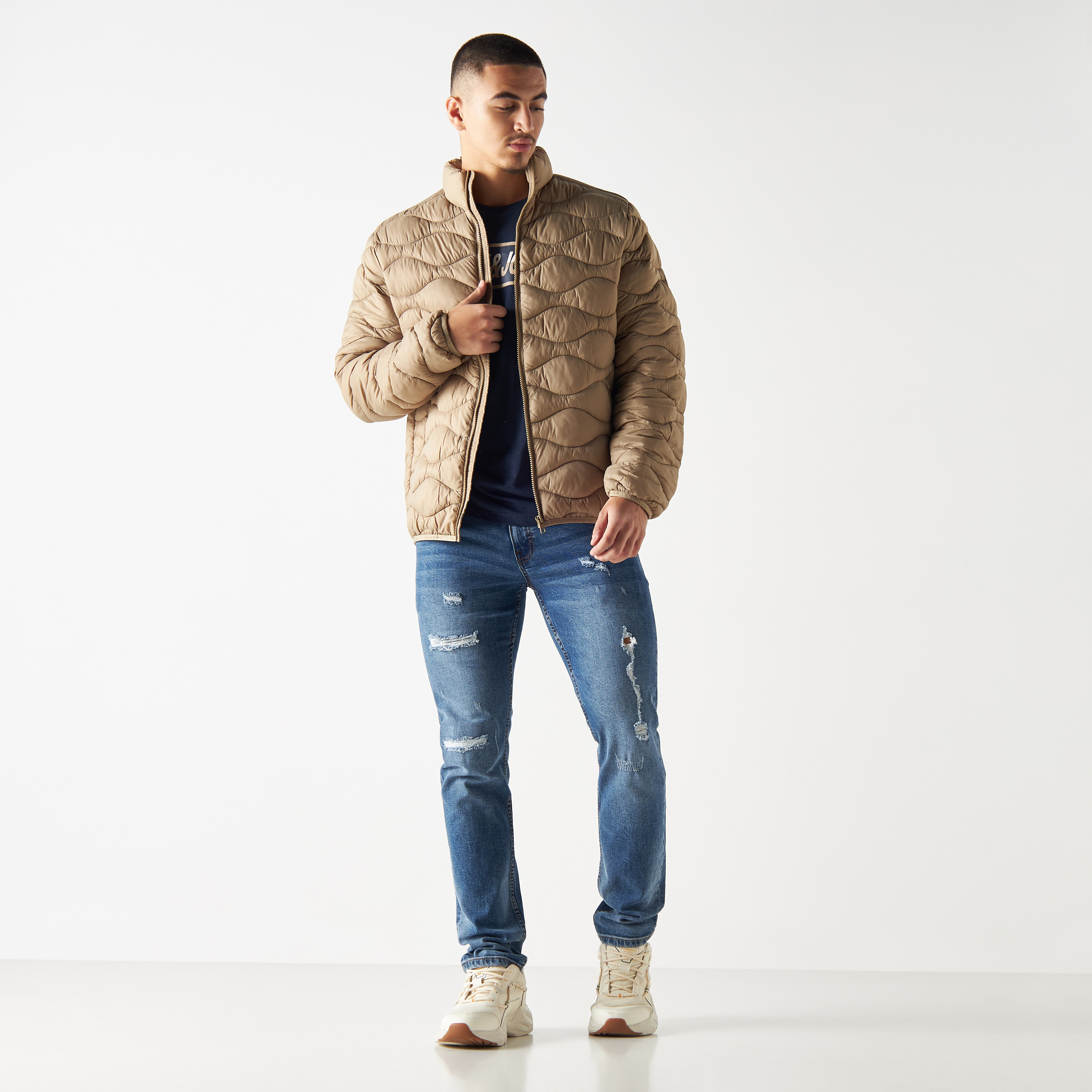 جاكيت ذو سترة مبطنة سادة برقبة عالية من جاك آند جونز-men-clothing-jacketsandblazers-jackets-image-3