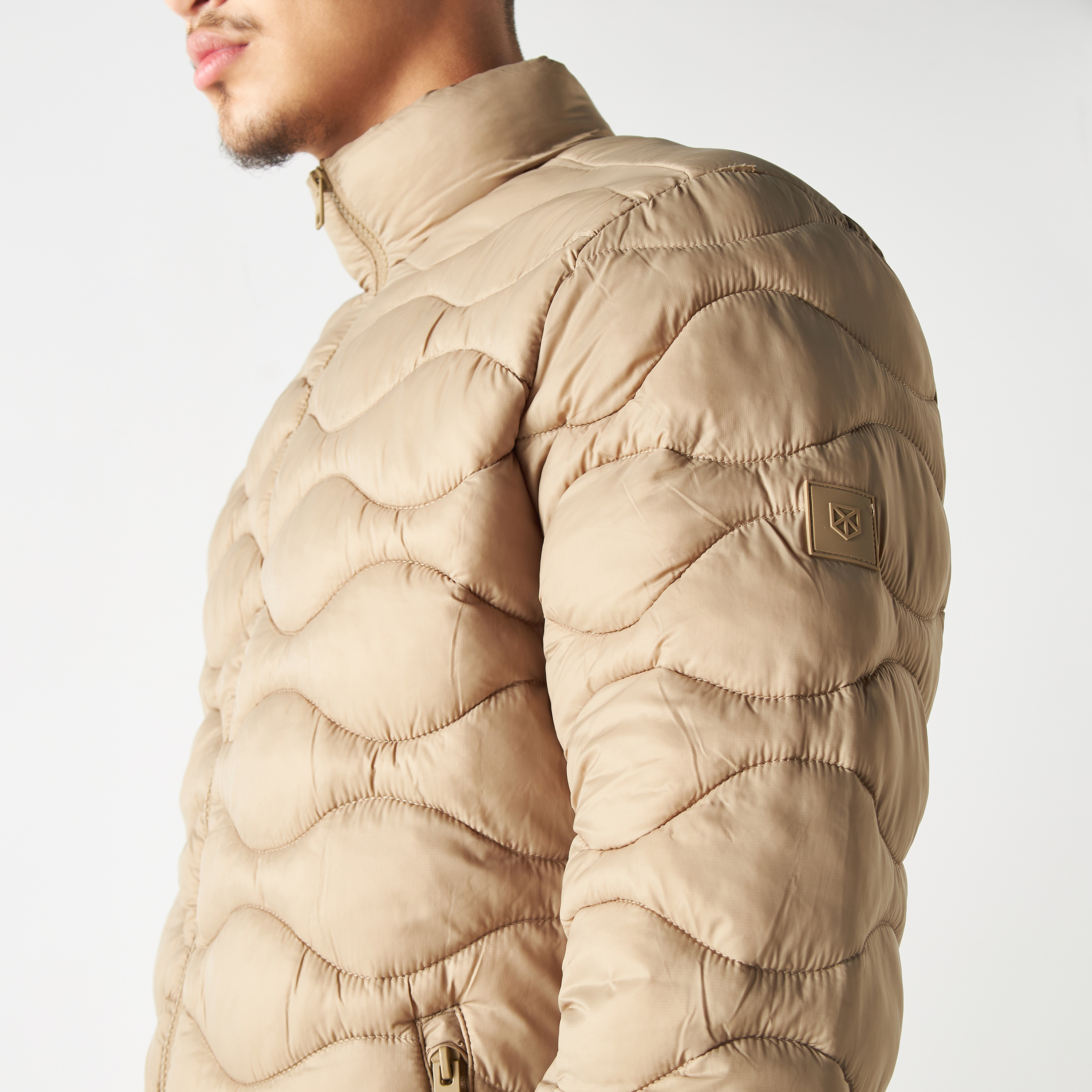 جاكيت ذو سترة مبطنة سادة برقبة عالية من جاك آند جونز-men-clothing-jacketsandblazers-jackets-image-5