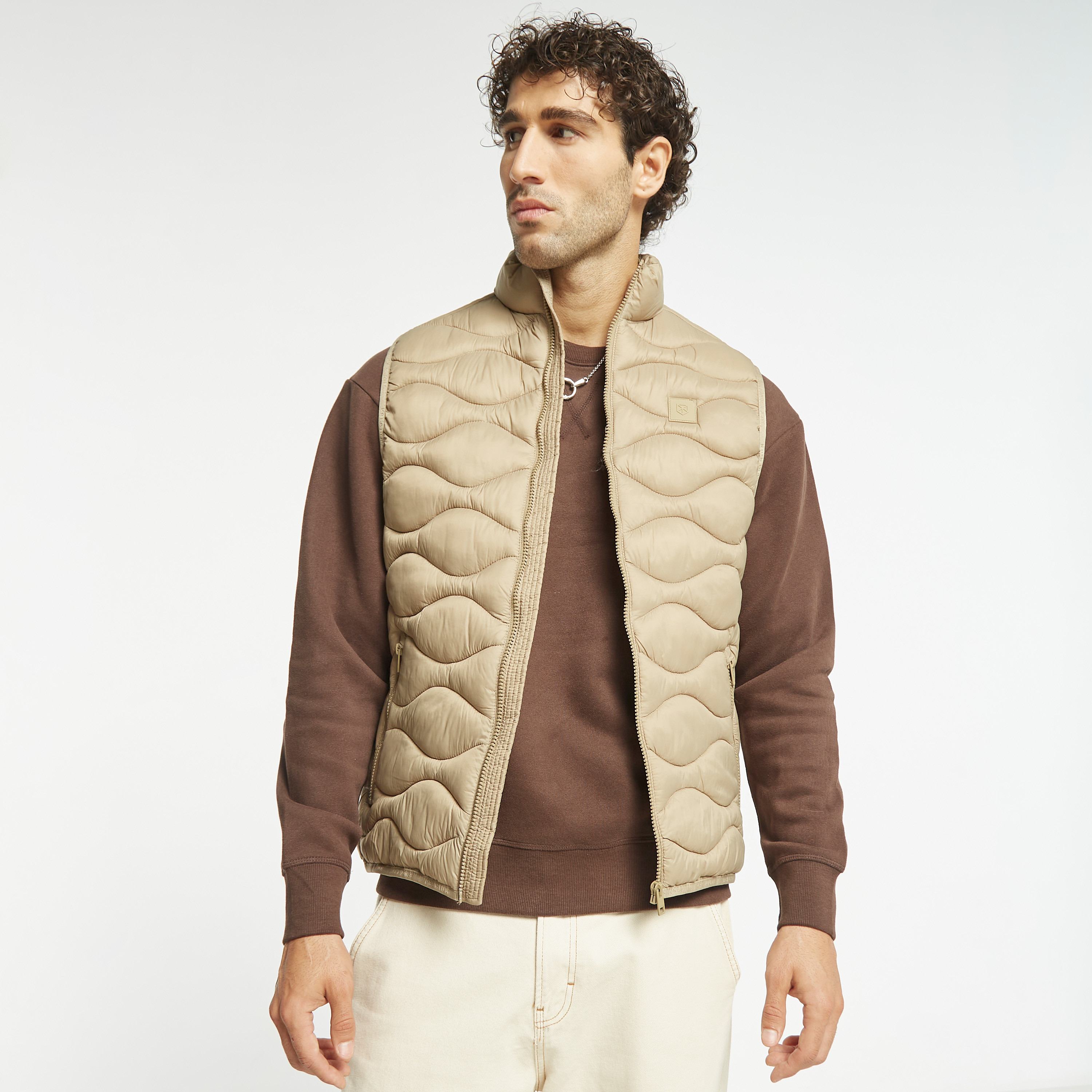 Jack & Jones Plain Puffer Gilet with Zip Closure-PROMO_CP_OM_B3GET10PER_20241001-image-1