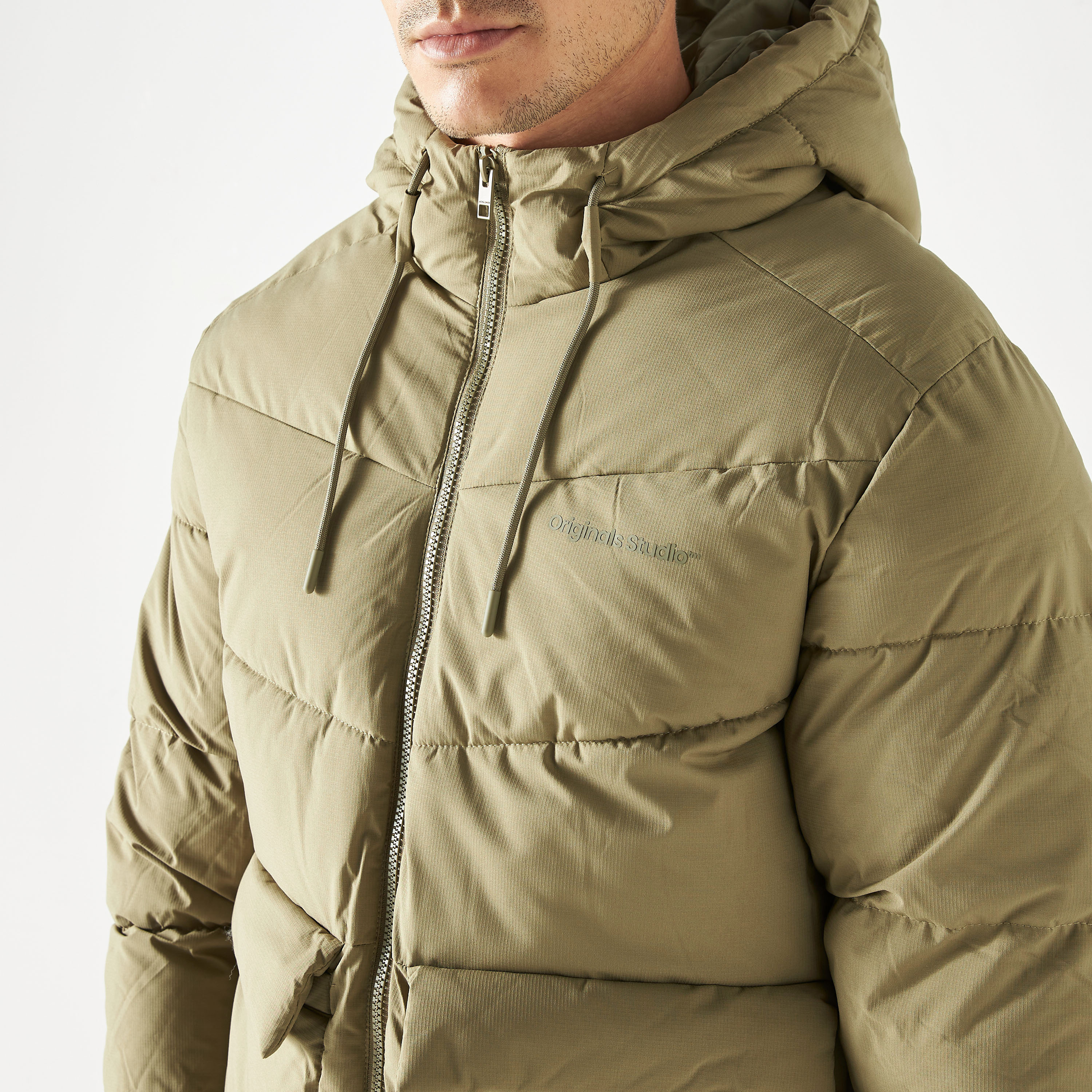 جاكيت جاك آند جونز مع منفوخ ذو مبطن بقلنسوة-men-clothing-jacketsandblazers-jackets-image-4