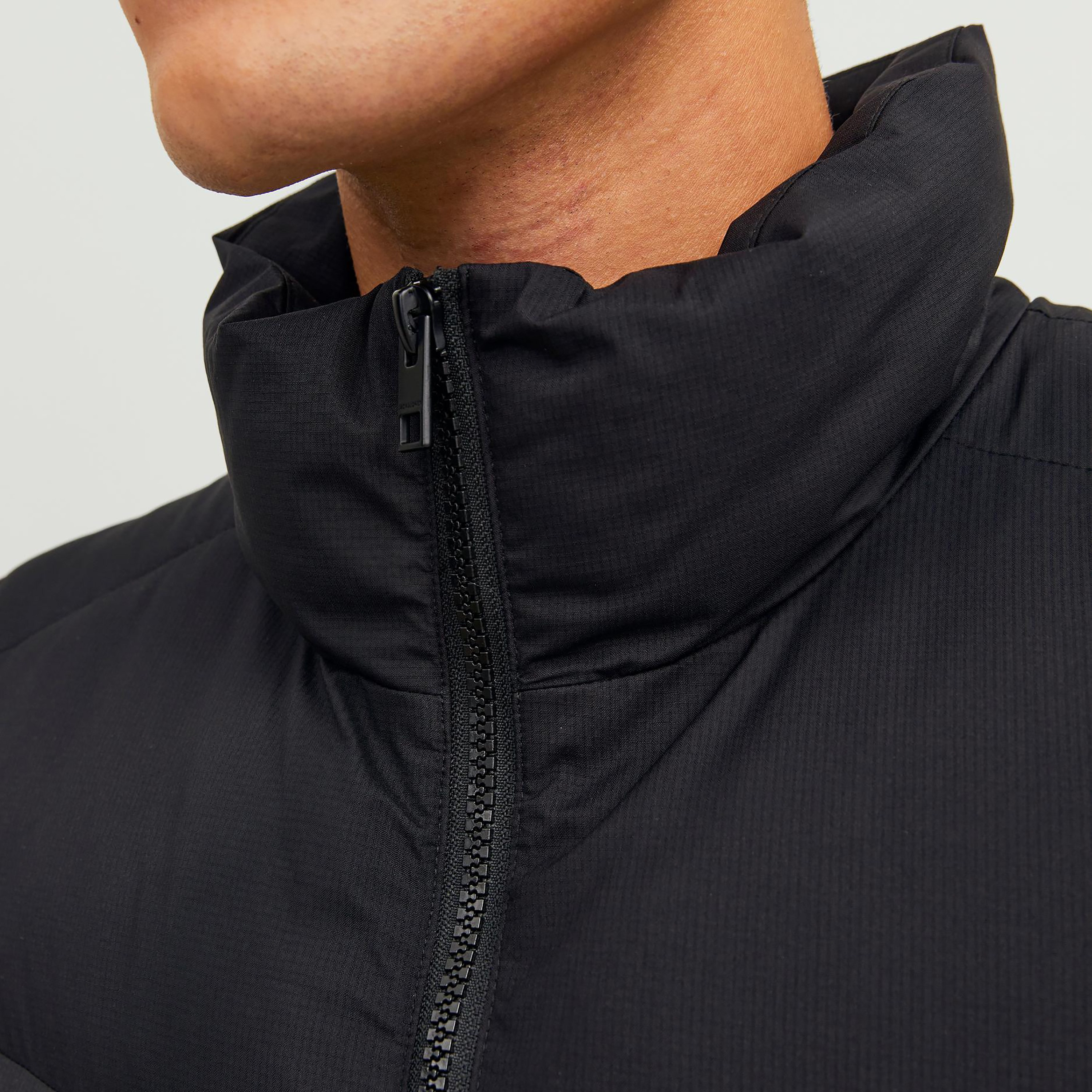 Jack & Jones Plain High Neck Giletes Jacket-men-clothing-jacketsandblazers-jackets-image-3