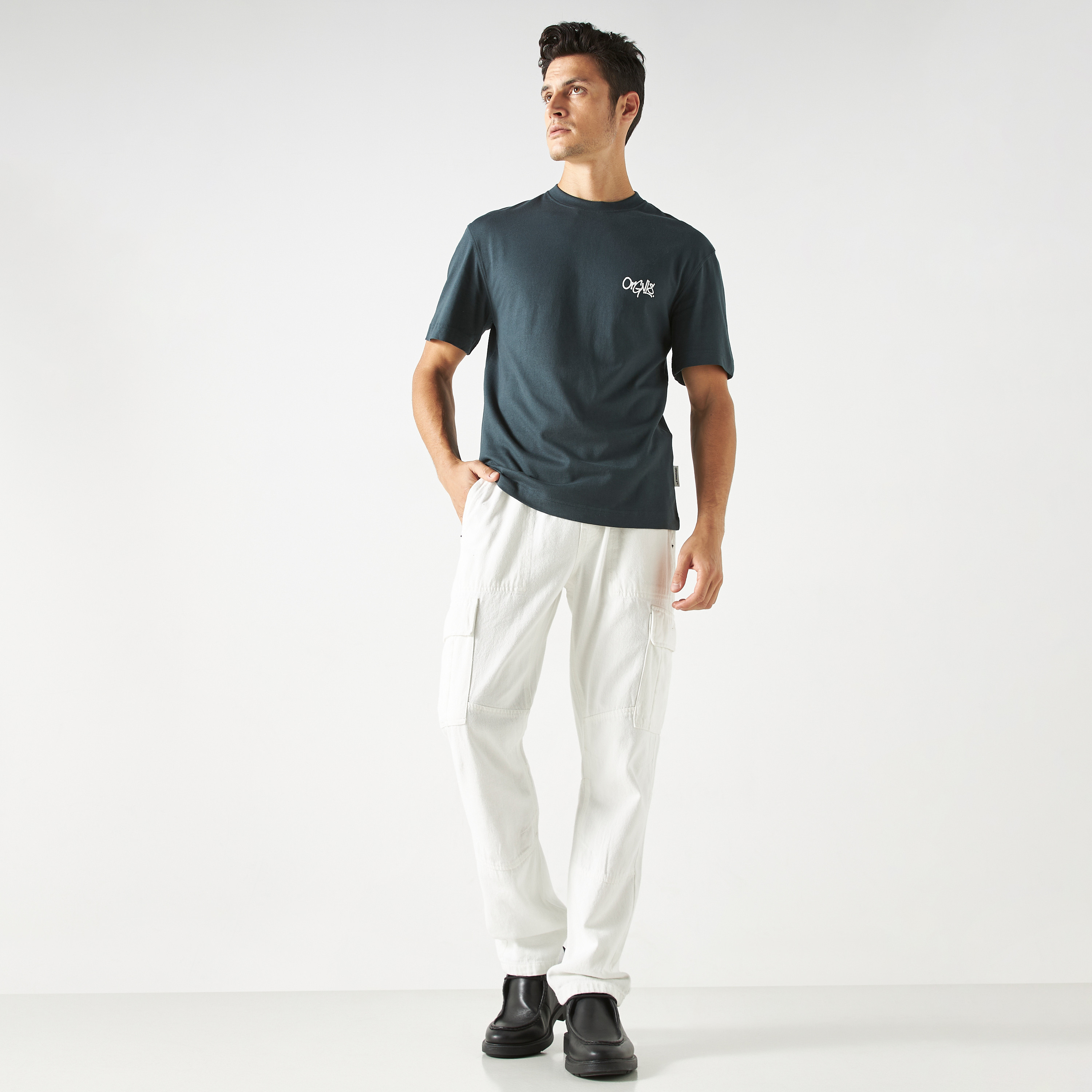 تي شيرت من جاك آند جونز مع مطبوع بأكمام قصيرة و ياقة مستديرة-men-clothing-tshirtsandpolos-tshirts-image-10