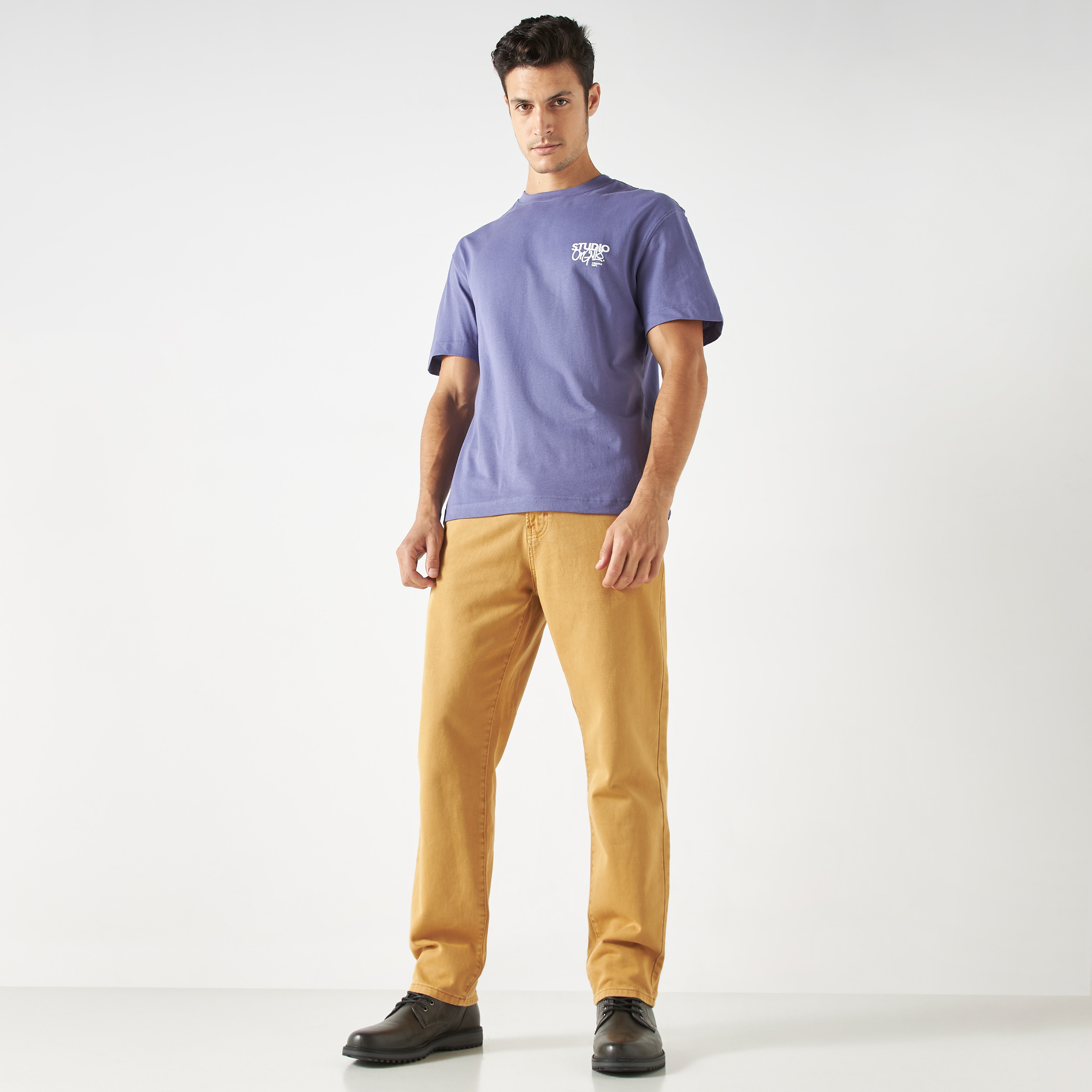 تي شيرت من جاك آند جونز مع مطبوع بأكمام قصيرة و ياقة مستديرة-men-clothing-tshirtsandpolos-tshirts-image-14