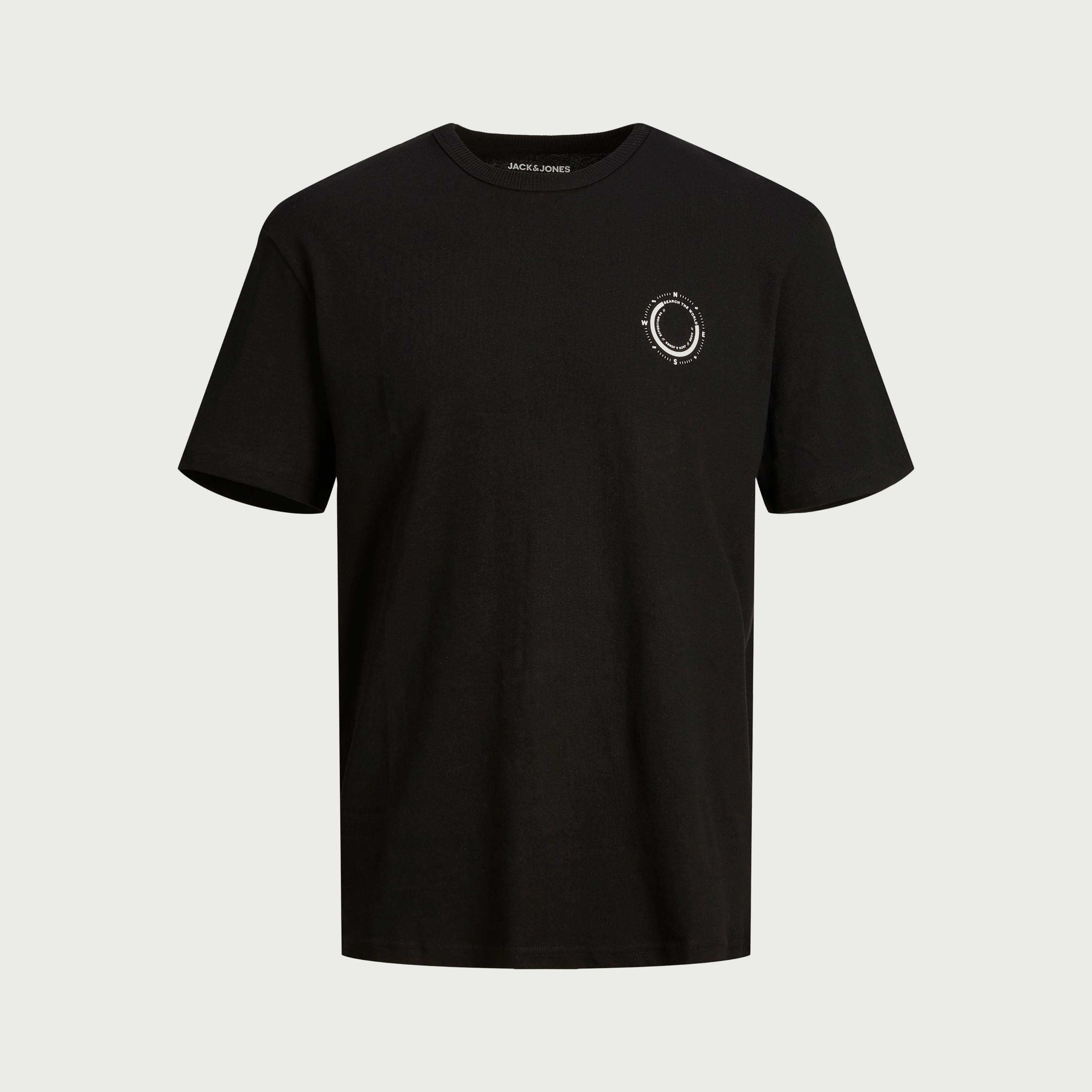 تي شيرت ذو مقاس كبير من جاك آند جونز ذو جرافيك بأكمام قصيرة و ياقة مستديرة -men-clothing-tshirtsandpolos-tshirts-image-1