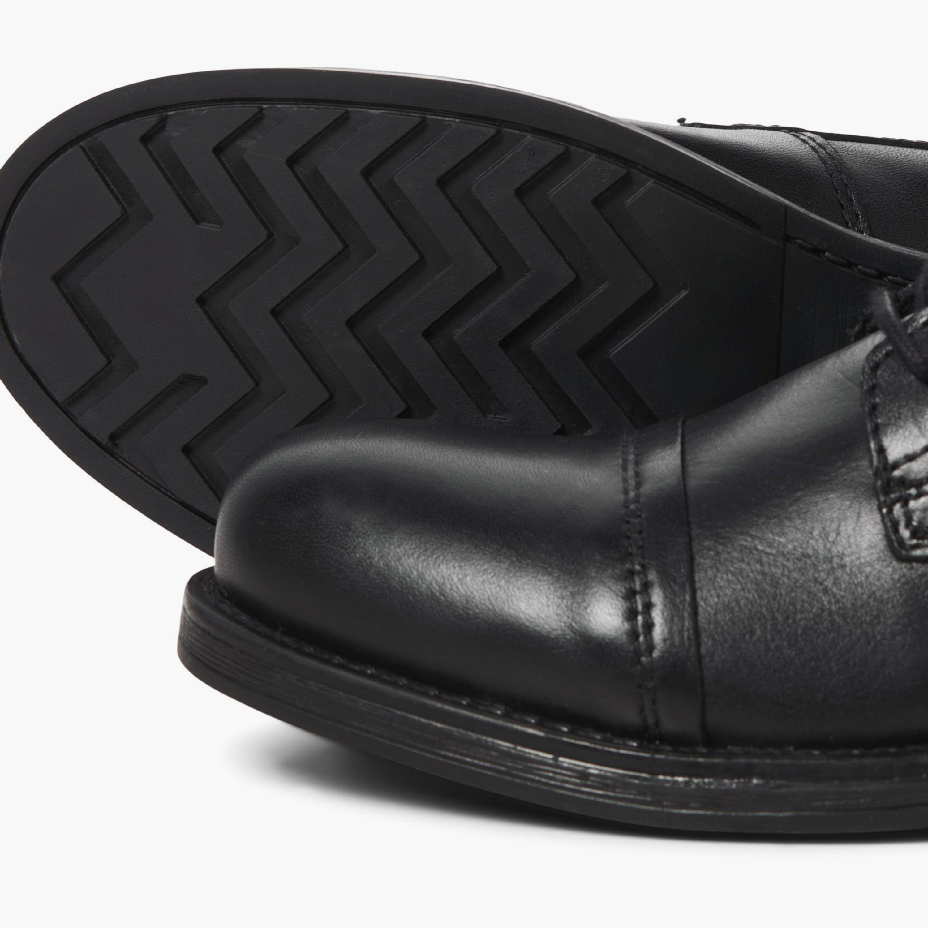 بوتز جاك آند جونز الرجالي مصنوع من الجلد بأربطة وسحاب | 12241142-men-shoes-boots-image-5