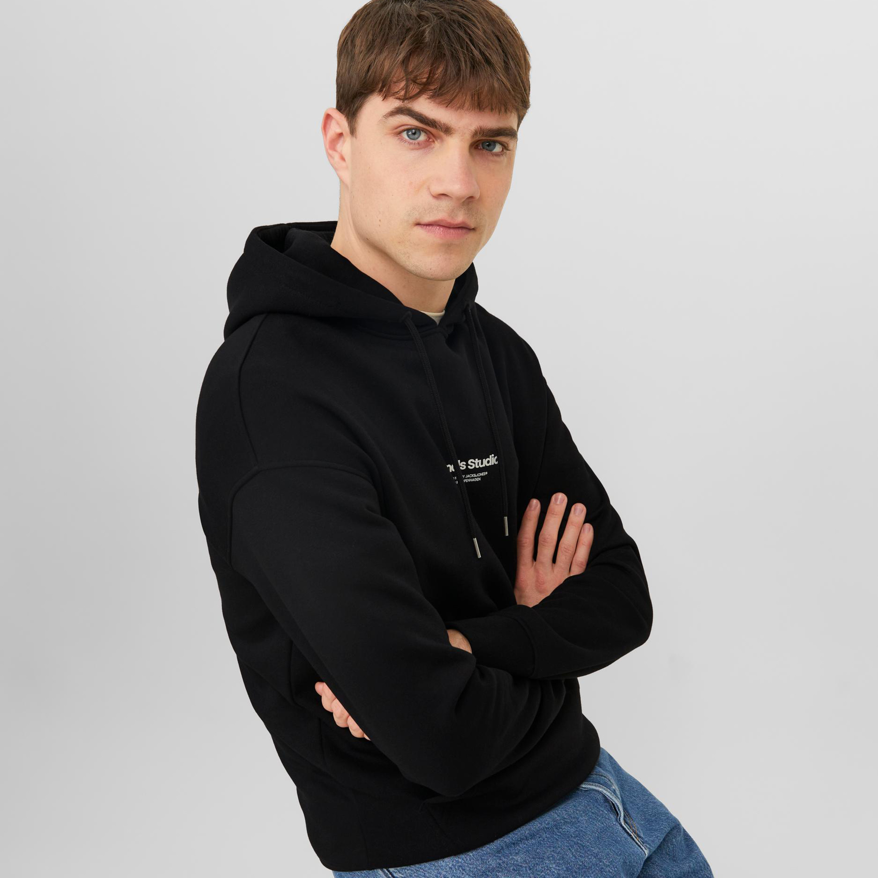  هودي من جاك آند جونز بلوجو بأكمام طويلة وياقة مستديرة مطبوعة-men-winterwear-hoodiesandsweatshirts-image-7