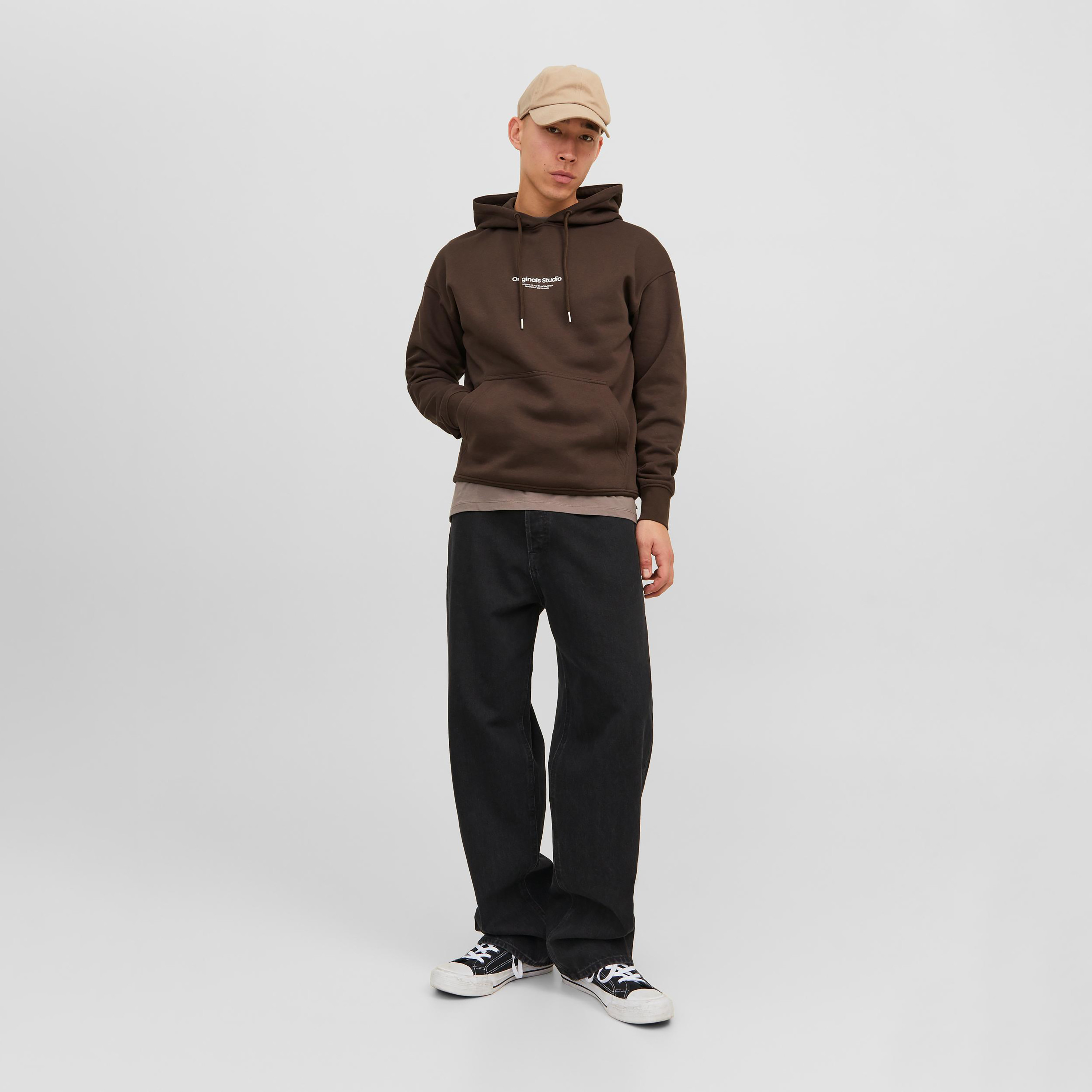  هودي من جاك آند جونز بلوجو بأكمام طويلة وياقة مستديرة مطبوعة-men-winterwear-hoodiesandsweatshirts-image-10