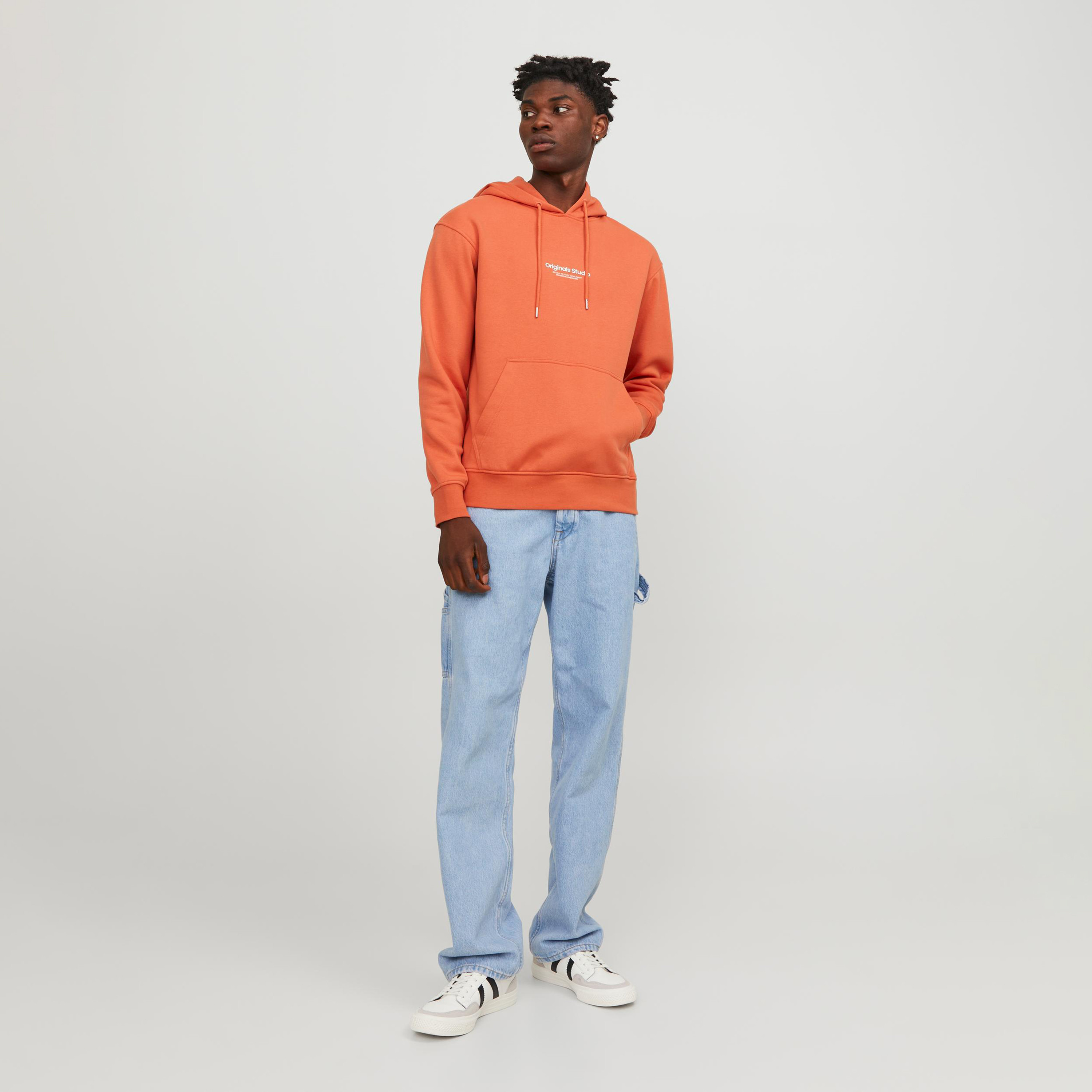 هودي من جاك آند جونز منسوج بأكمام طويلة مع جيب كانغارو-men-winterwear-hoodiesandsweatshirts-image-2