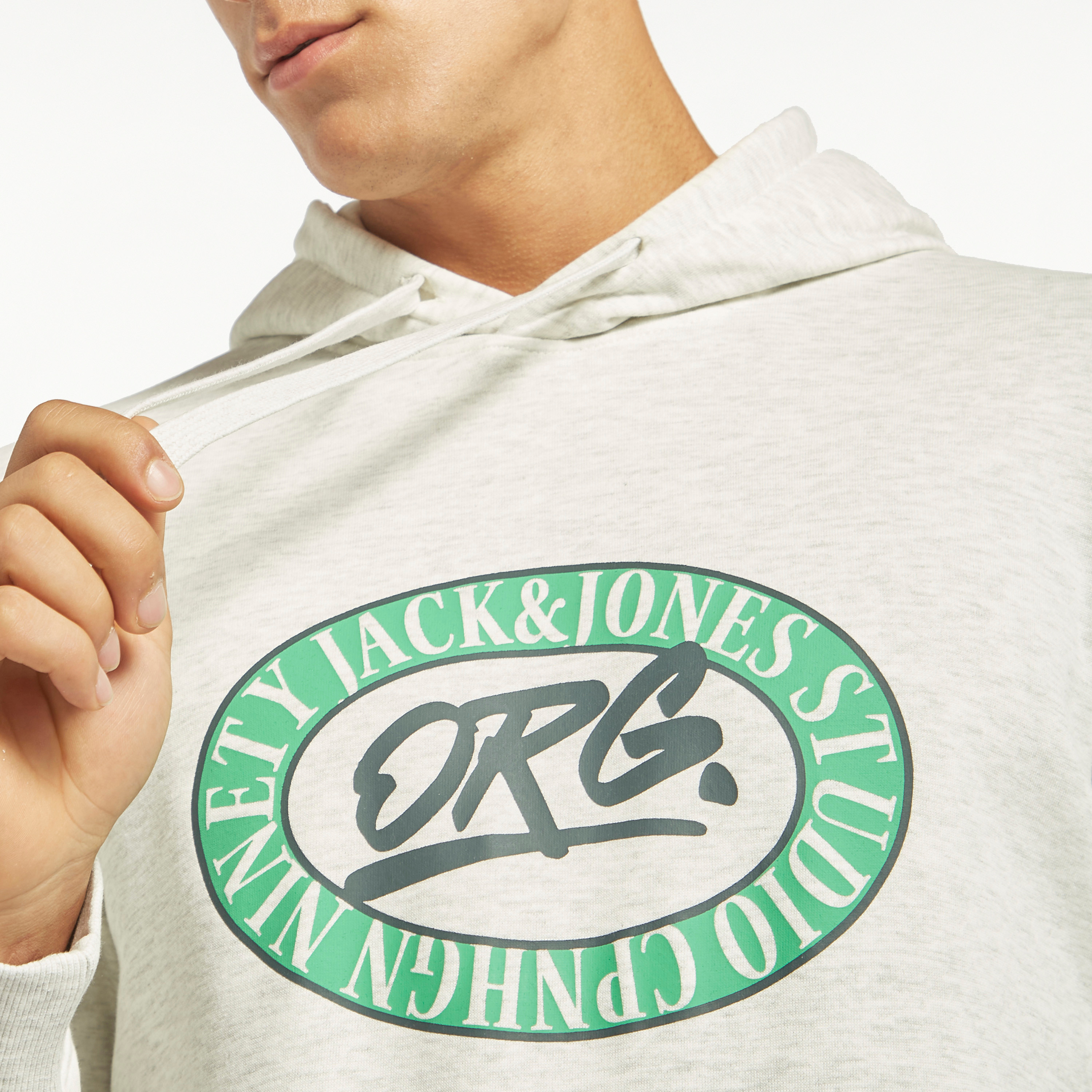  هودي من جاك آند جونز بلوجو بأكمام طويلة وياقة مستديرة-men-winterwear-hoodiesandsweatshirts-image-10