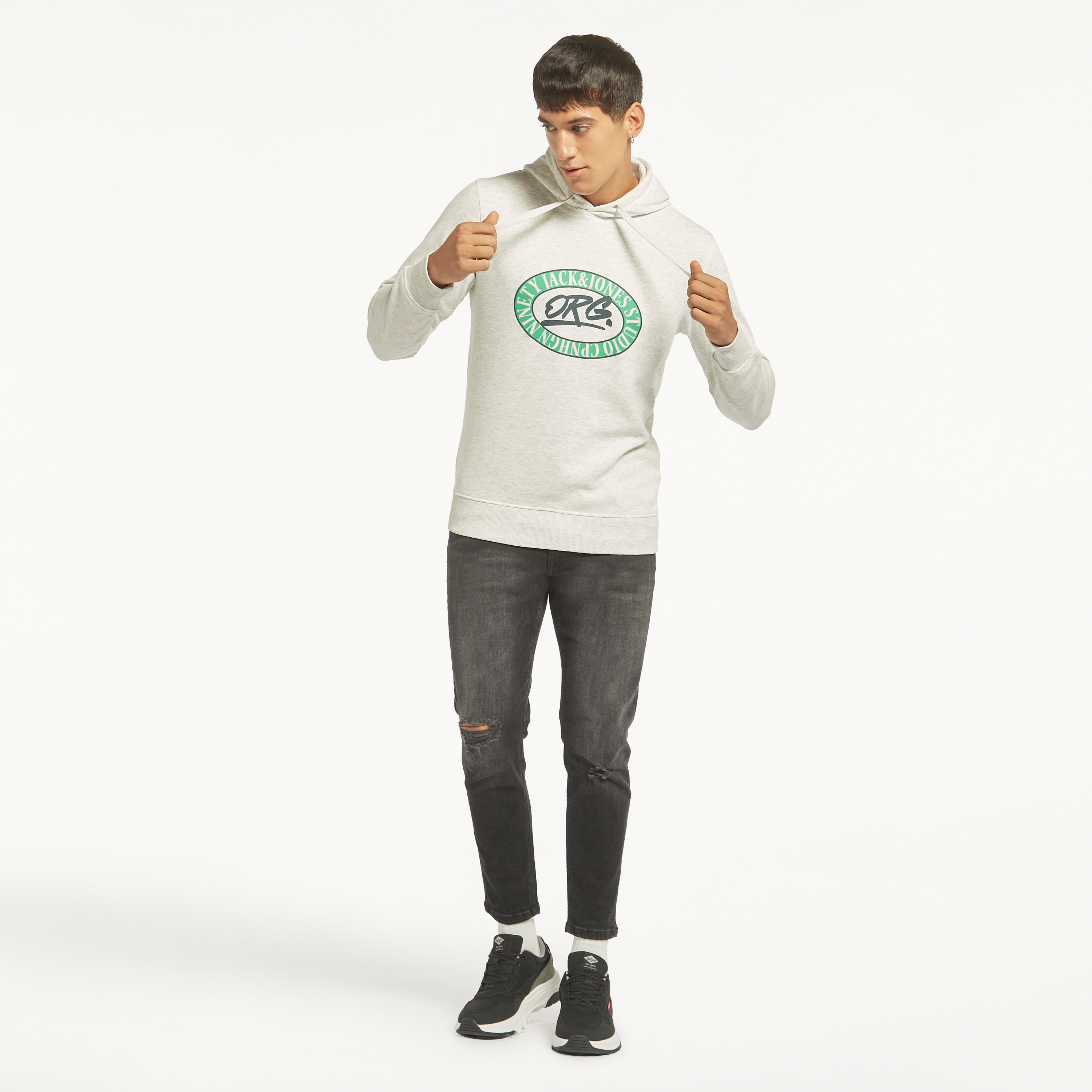  هودي من جاك آند جونز بلوجو بأكمام طويلة وياقة مستديرة-men-winterwear-hoodiesandsweatshirts-image-11