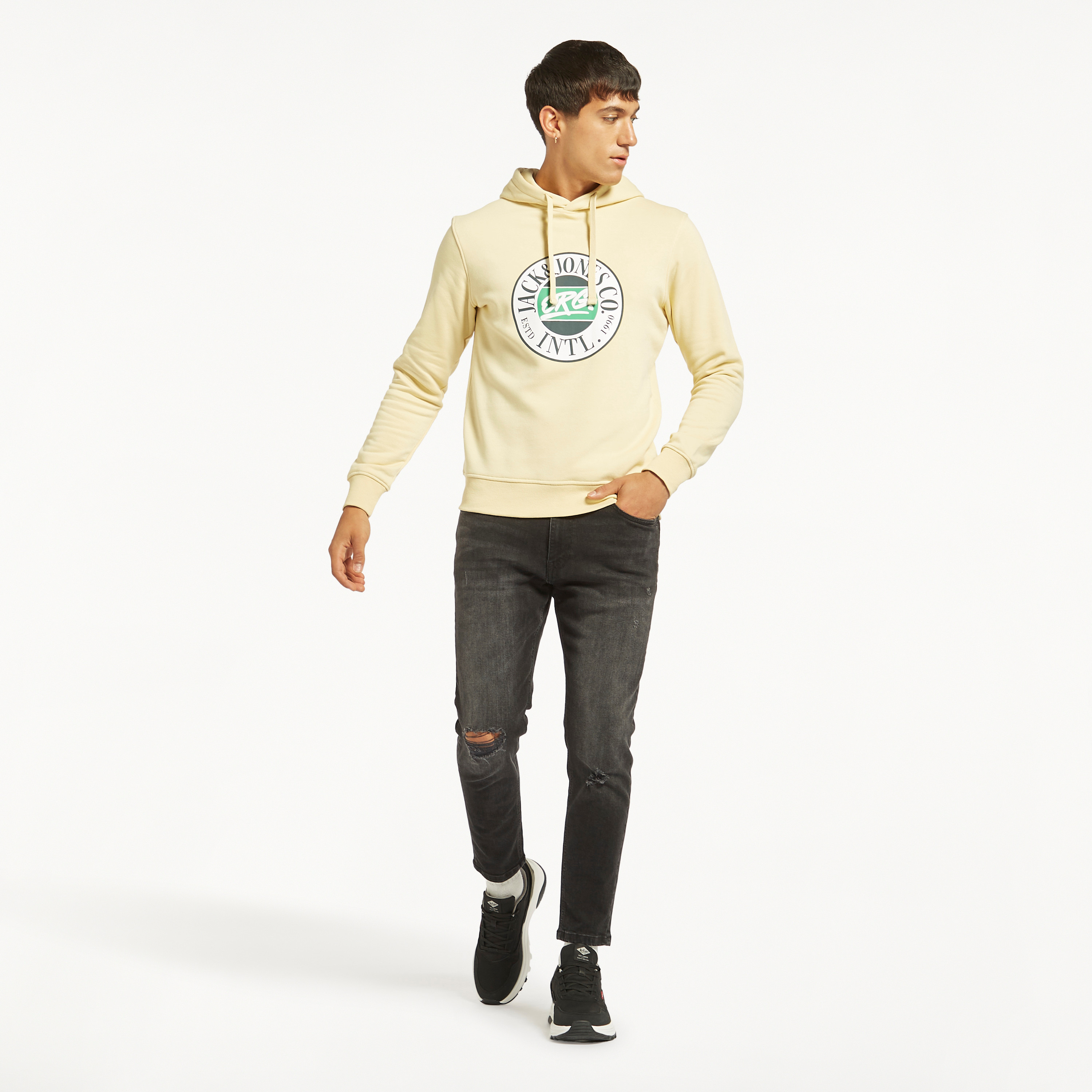  هودي من جاك آند جونز بلوجو بأكمام طويلة وياقة مستديرة-men-winterwear-hoodiesandsweatshirts-image-15