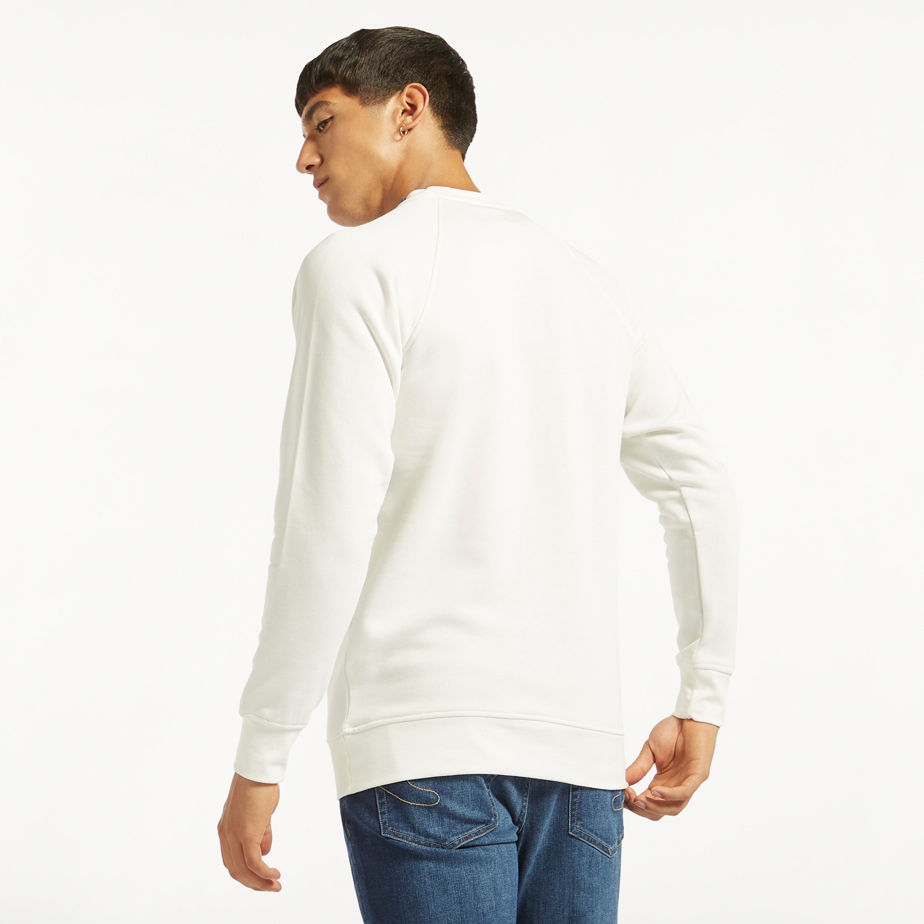 سويت شيرت من جاك آند جونز مع مطبوع بأكمام طويلة وياقة مستديرة-men-winterwear-hoodiesandsweatshirts-image-16