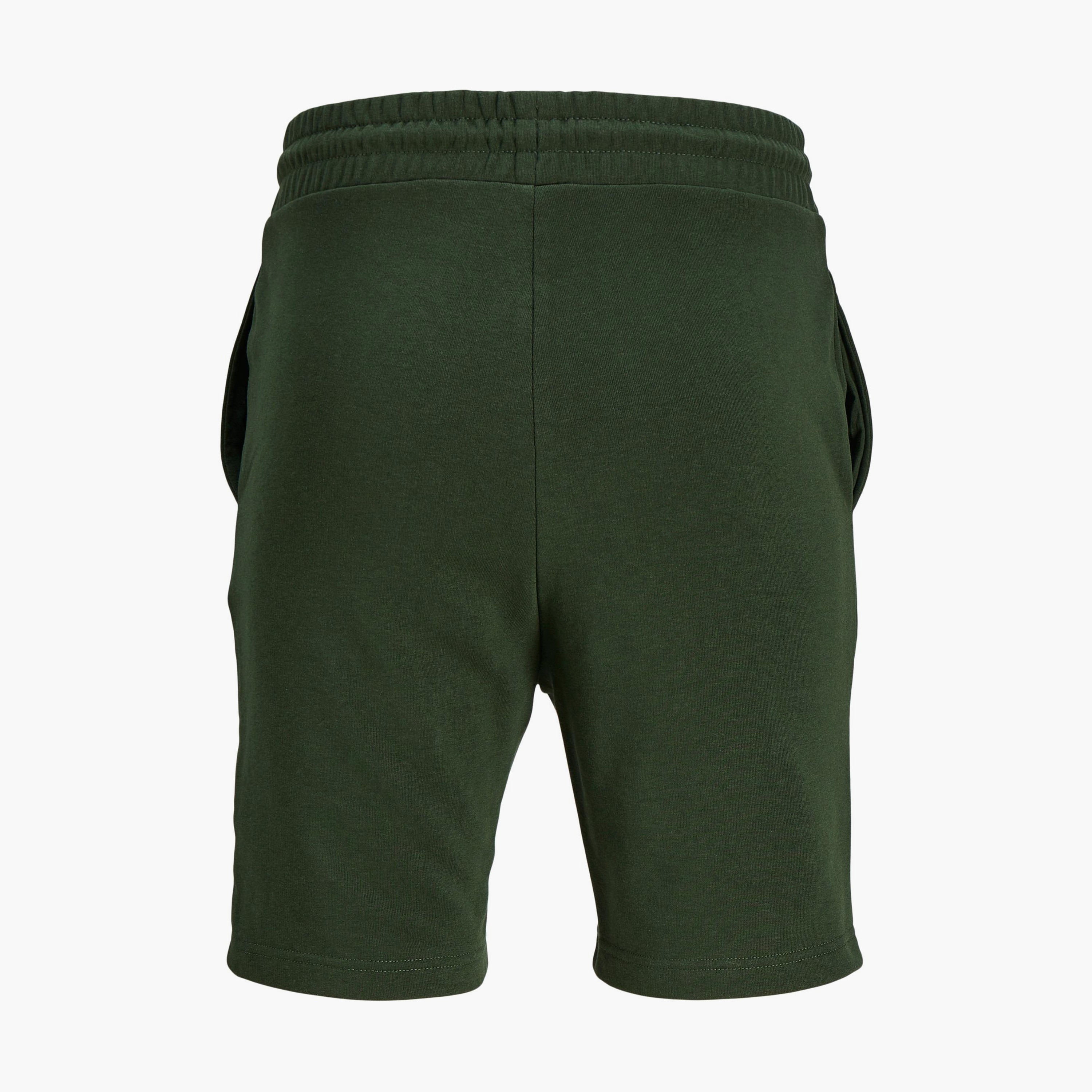 شورتس من جاك آند جونز برباط بخصر متوسط -men-clothing-bottoms-shorts-image-8
