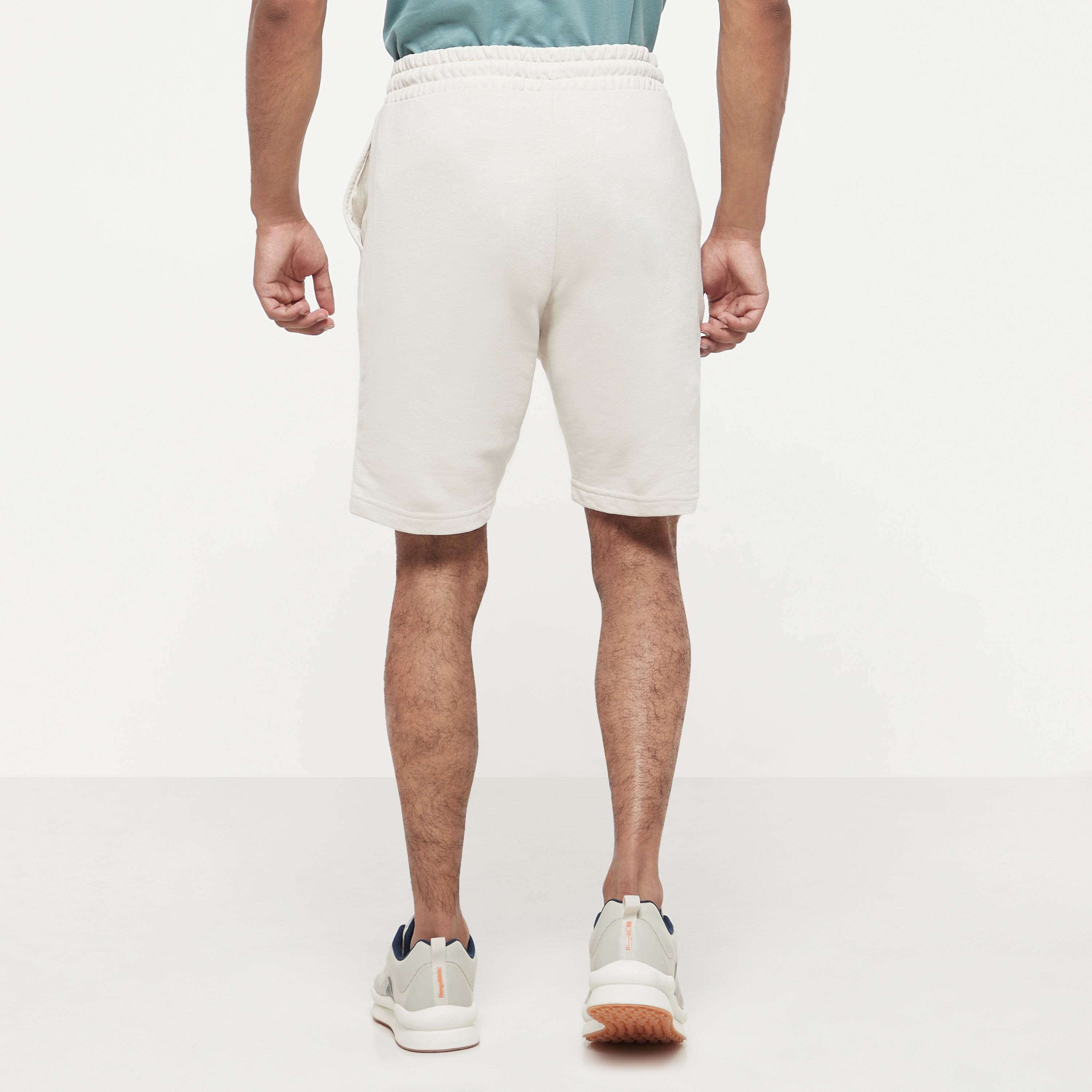 شورتس من جاك آند جونز برباط بخصر متوسط -men-clothing-bottoms-shorts-image-11