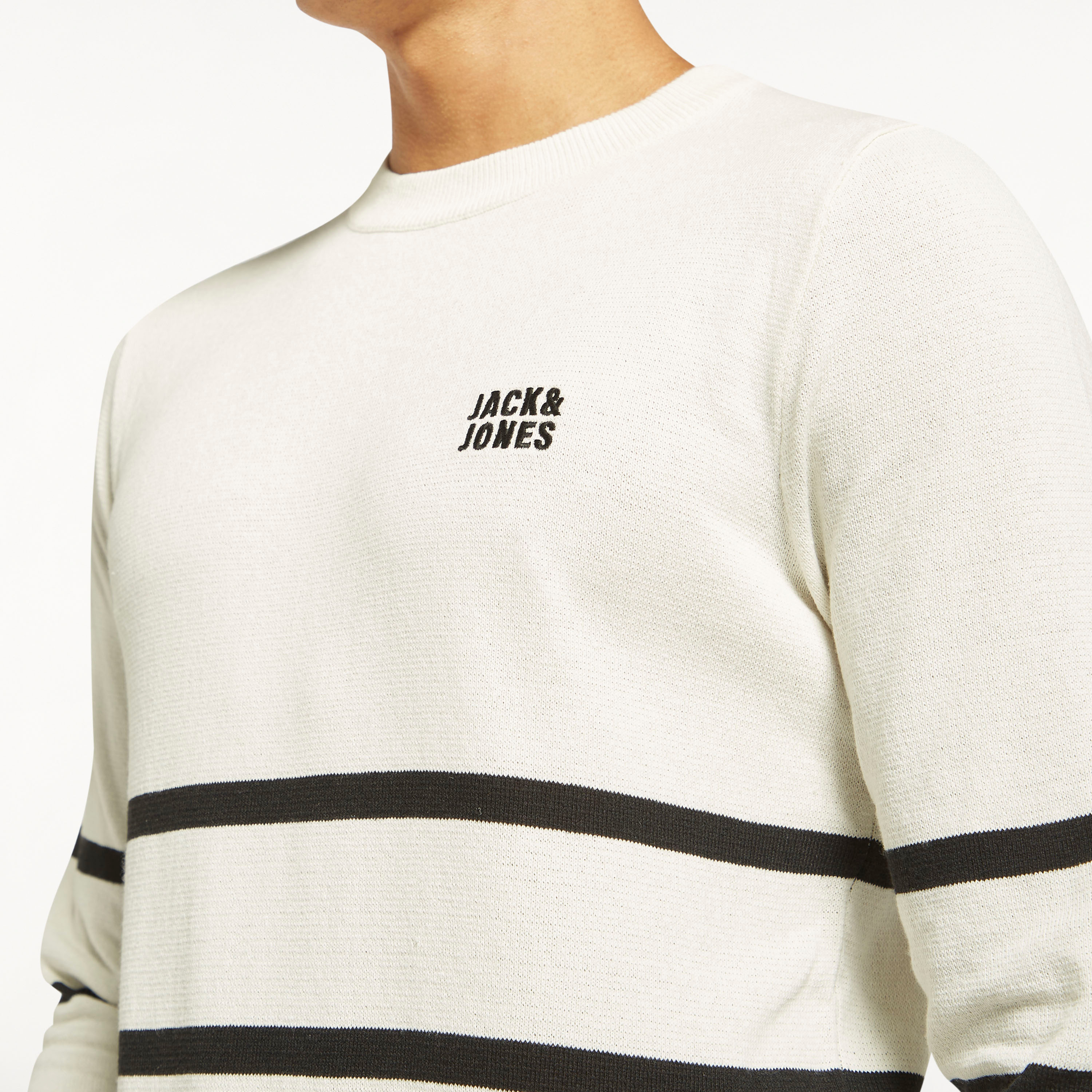  قبعة مخطط من جاك آند جونز بأكمام طويلة وياقة مستديرة بوجو-men-clothing-sweatersandpullovers-image-9