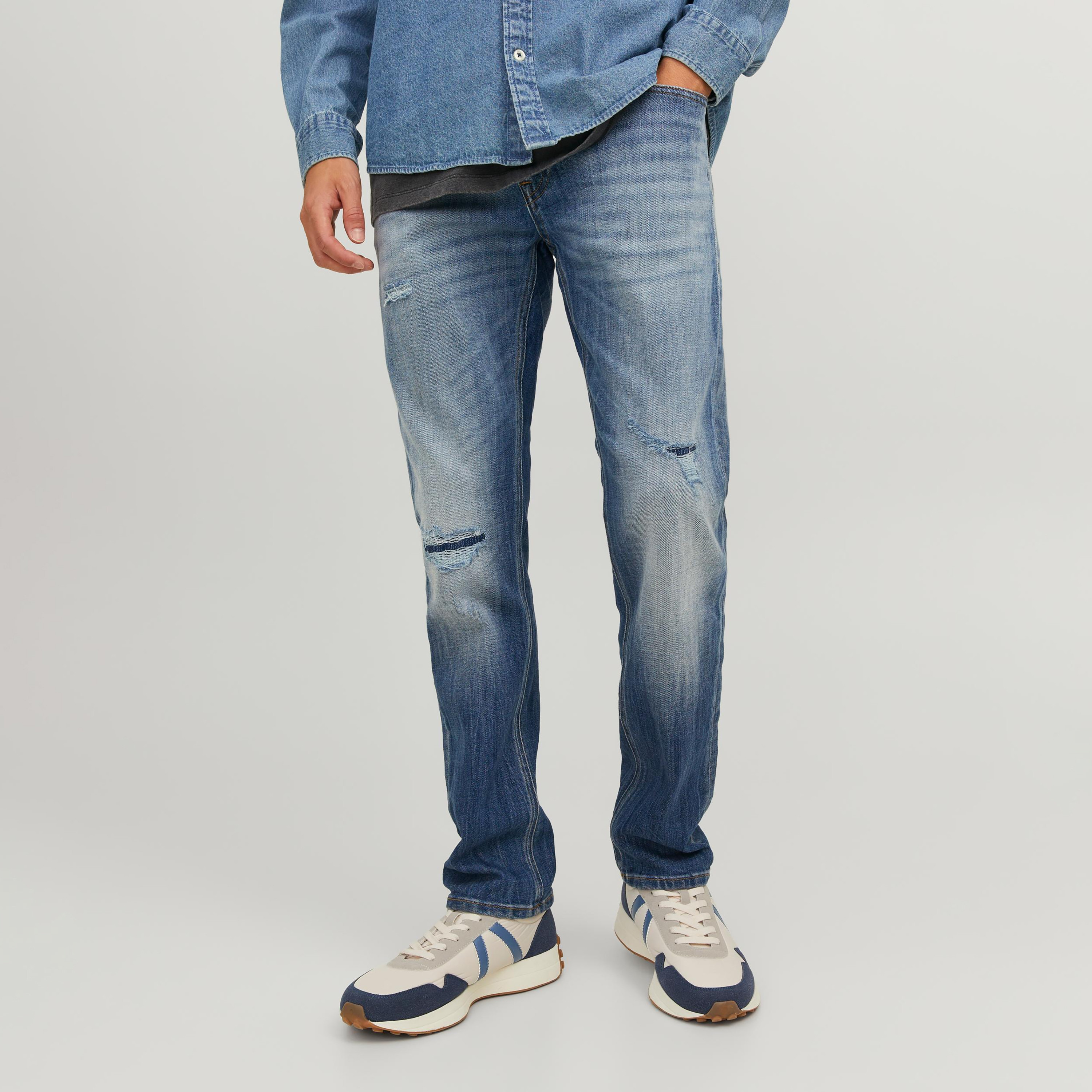  بنطال جينز مزين بجيب من جاك آند جونز بخصر متوسط الارتفاع مع مدبب-men-clothing-bottoms-jeans-image-1