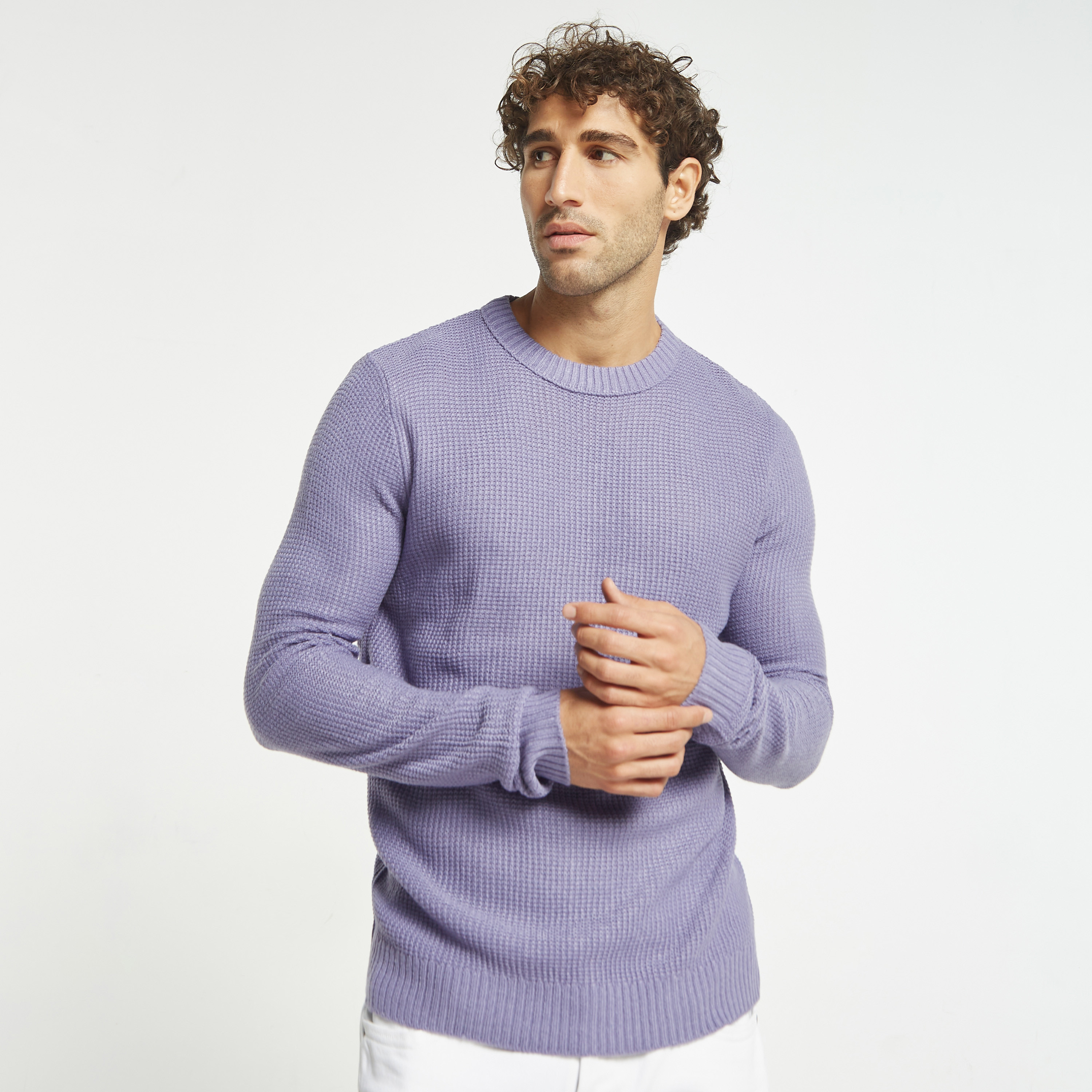 بلوفر من جاك آند جونز مع منسوجة بياقة مستديرة-men-clothing-sweatersandpullovers-image-5