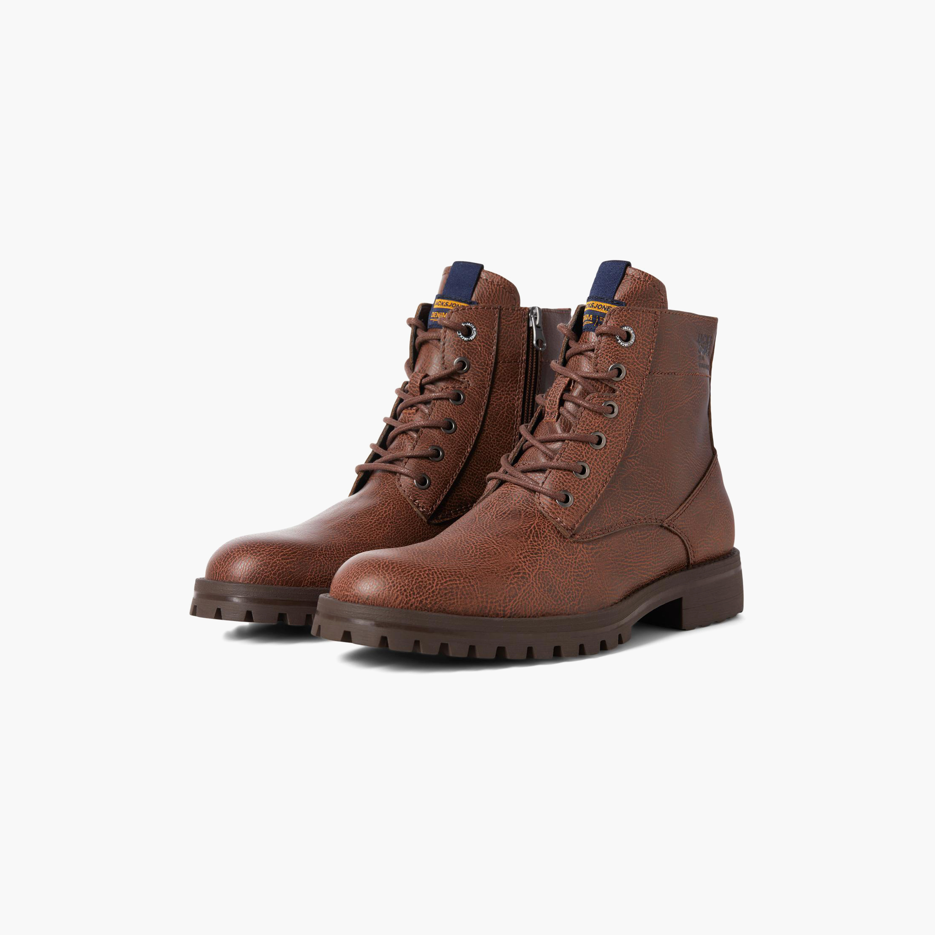 حذاء جاك آند جونز بمقدمة مستديرة ورباط علوي مرتفع  | 12243413-men-shoes-boots-image-5