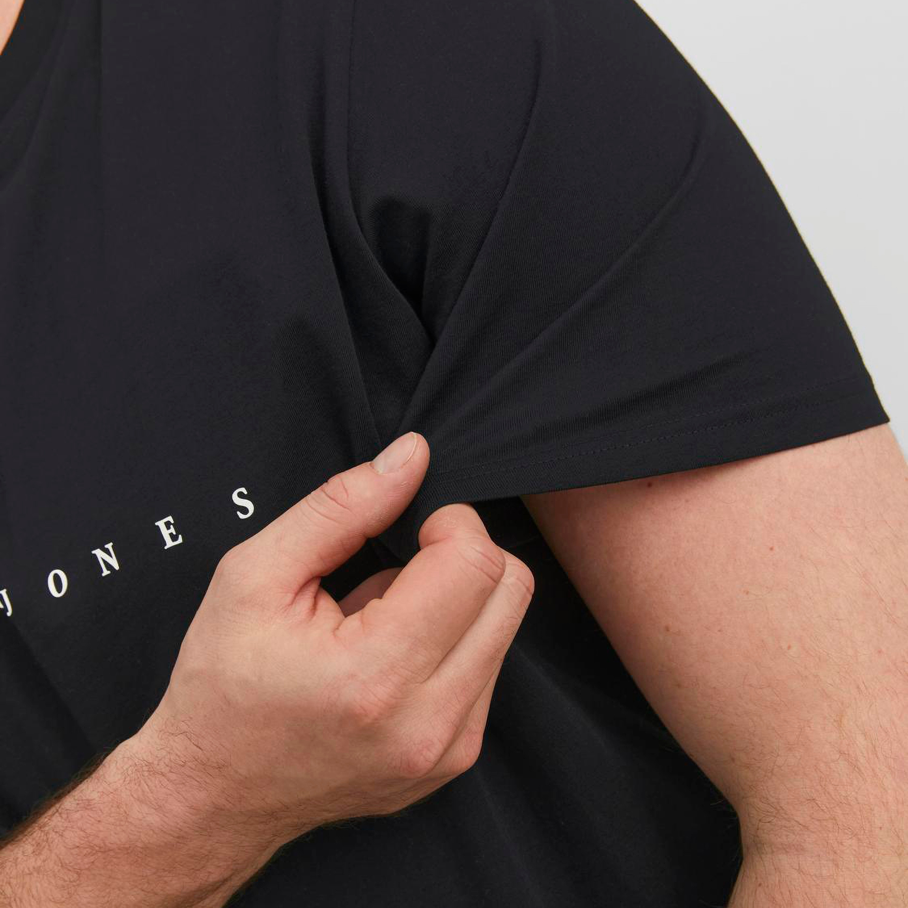 Jack & Jones Plain Round Neck Short Sleeves Men's T-Shirt-men-clothing-shirts-image-3
