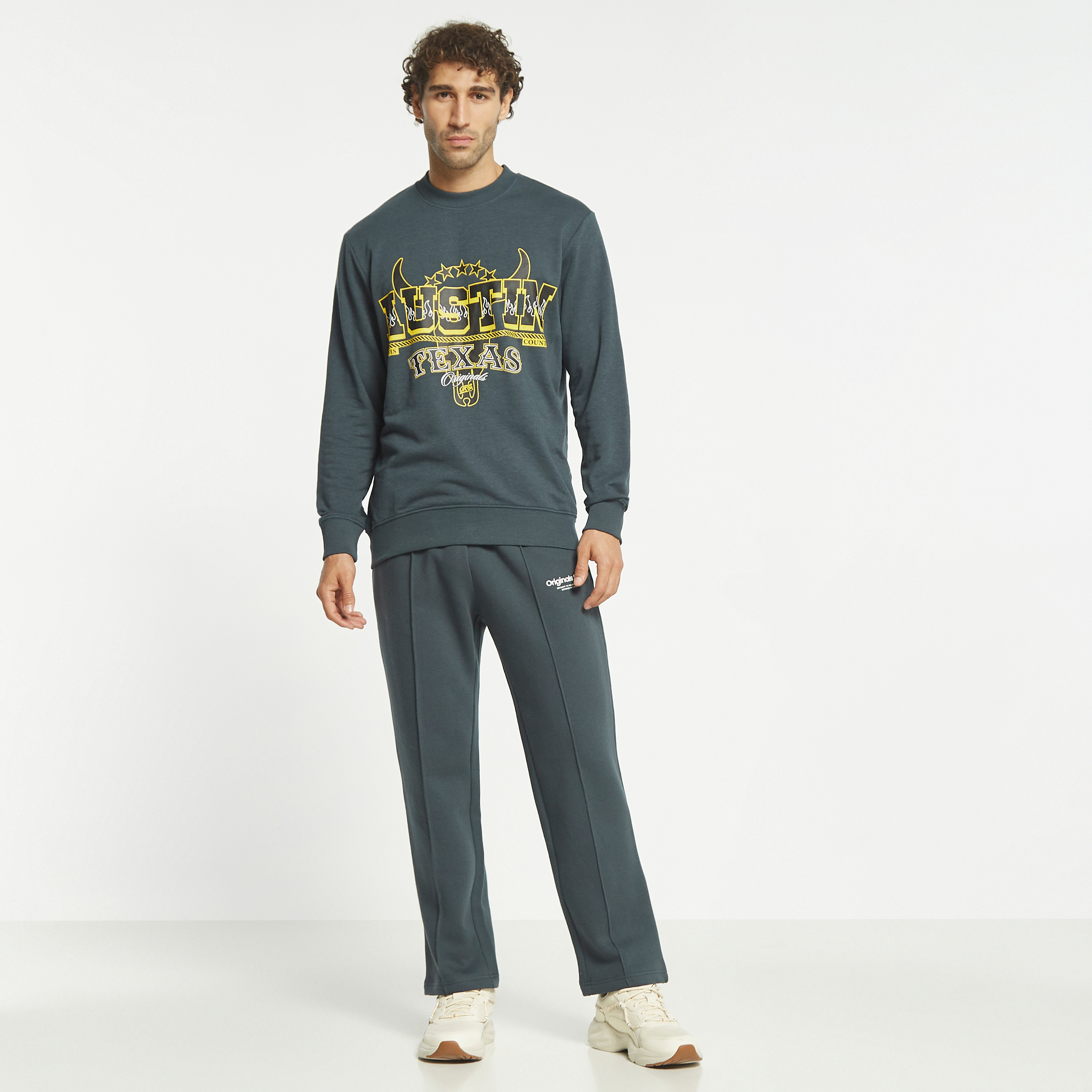 Jack & Jones Printed Crew Neck Sweatshirt-men-winterwear-hoodiesandsweatshirts-image-6