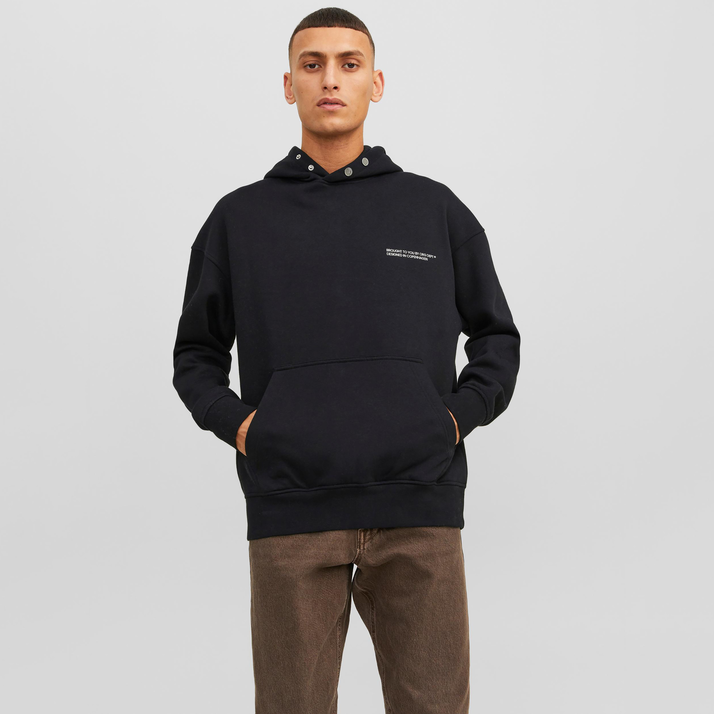  هودي من جاك آند جونز بلوجو بأكمام طويلة وياقة مستديرة مطبوعة-men-winterwear-hoodiesandsweatshirts-image-5