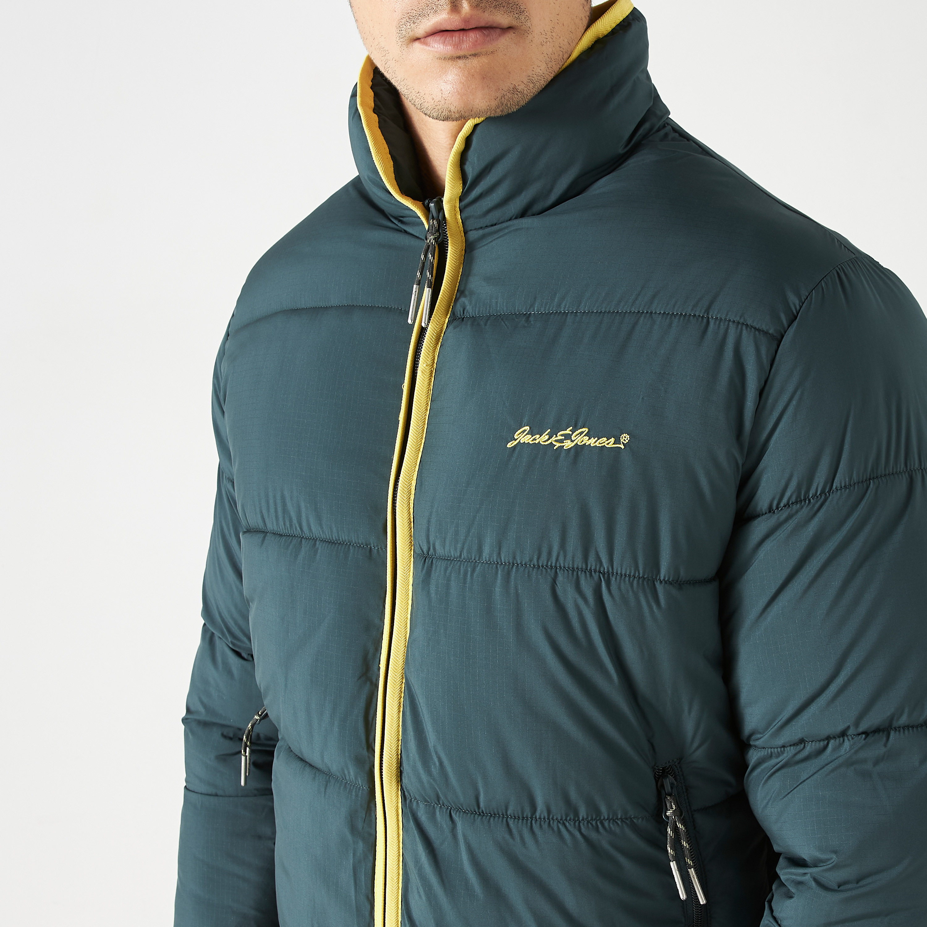 جاكيت جاك آند جونز مع منفوخ ذو مبطن-men-clothing-jacketsandblazers-jackets-image-4