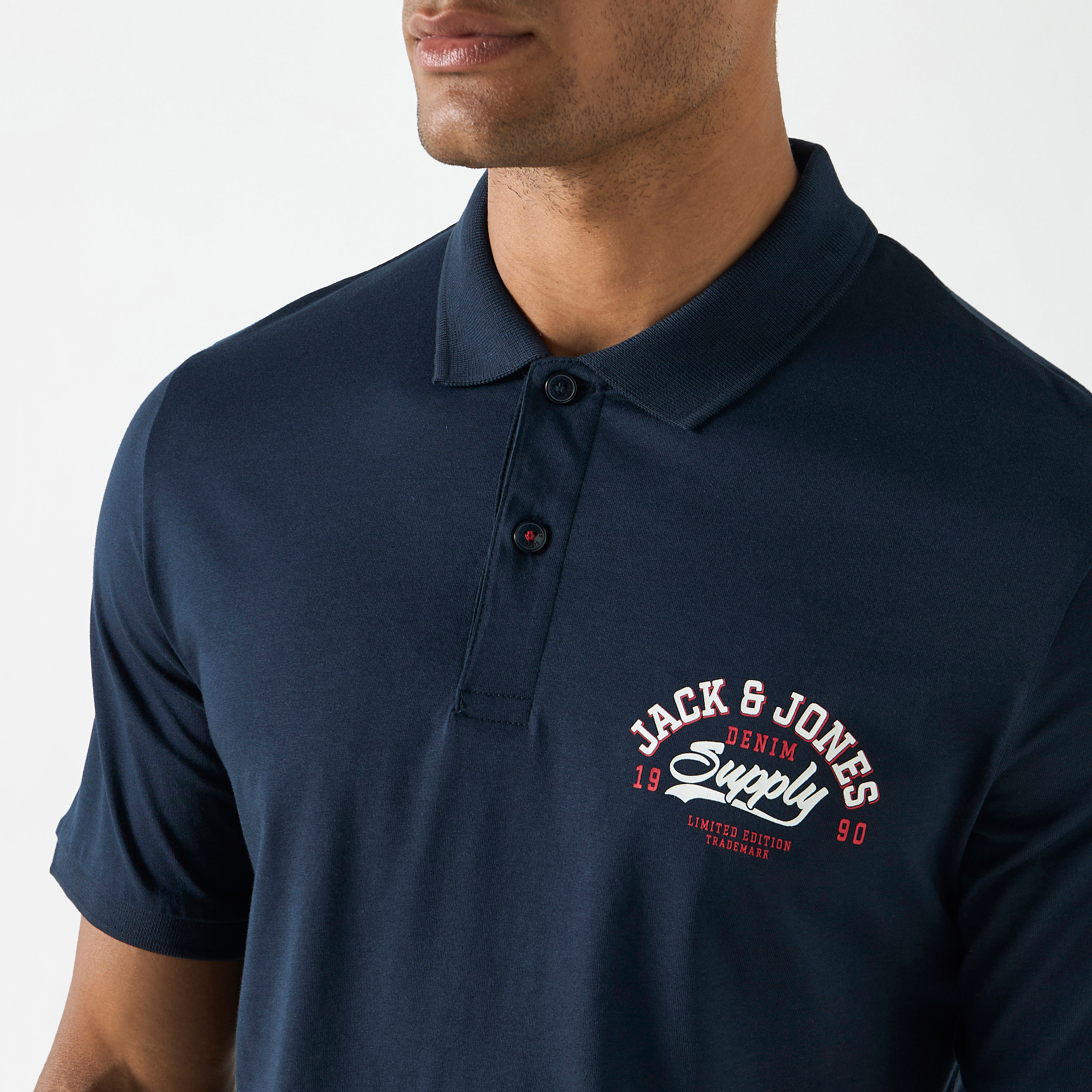 بولو تي شيرت ذو ياقة من جاك آند جونز بأكمام قصيرة مع شعار-men-clothing-tshirtsandpolos-polos-image-12
