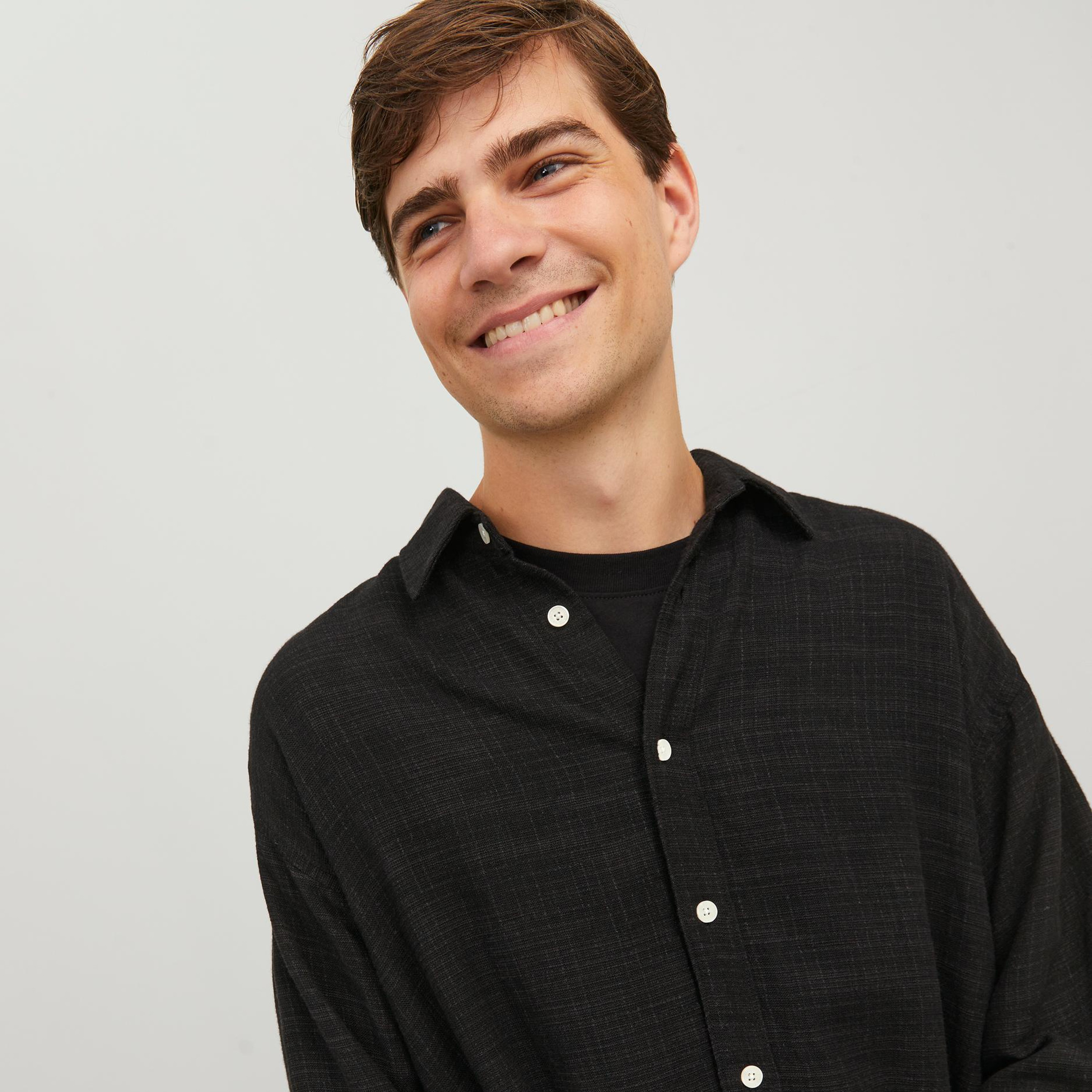 Jack & Jones Textured Spread Collar Long Sleeves Oversized Slub Shirt-men-clothing-shirts-image-7