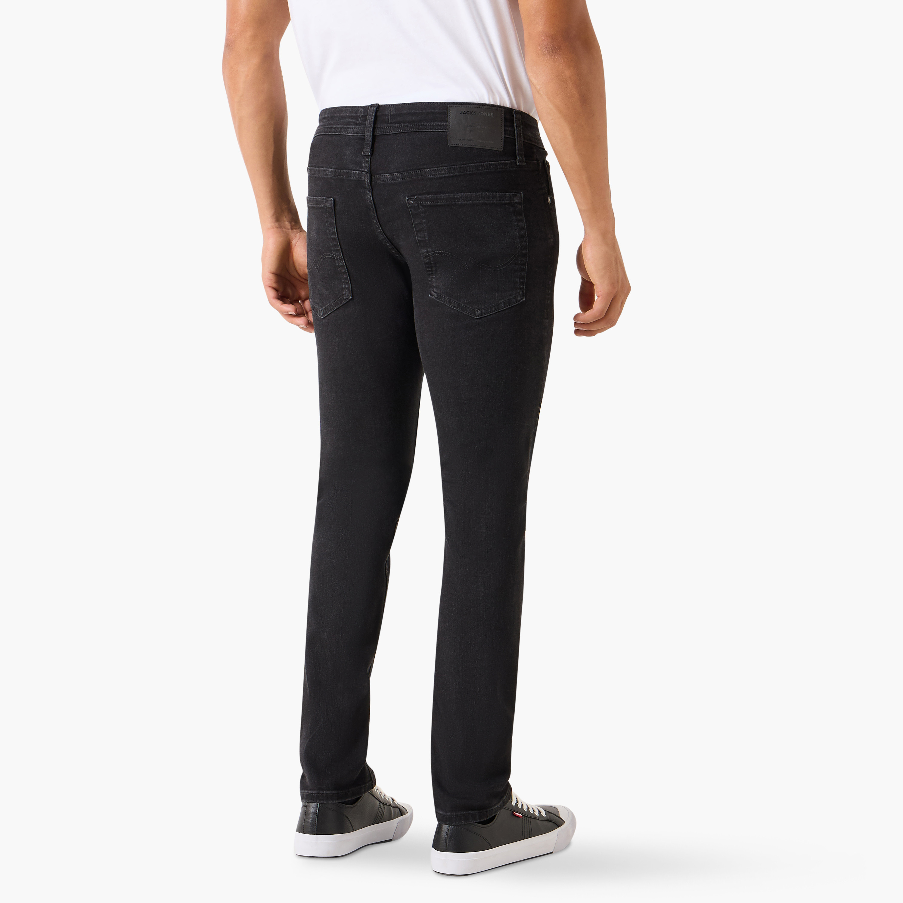 بنطلون جينز بقصّة سليم وجيوب من جاك آند جونز-men-clothing-bottoms-jeans-image-2