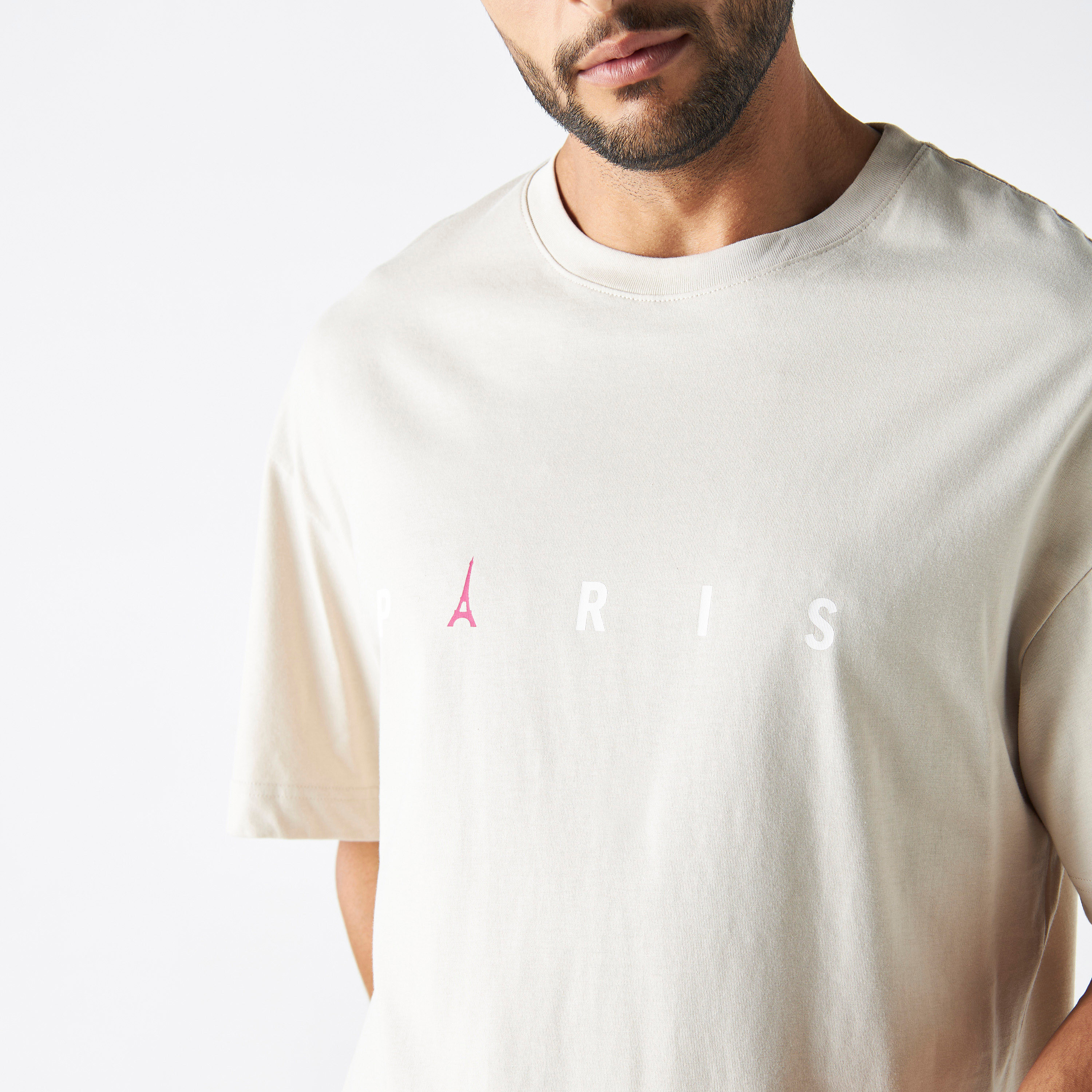 تي شيرت من جاك آند جونز مع مطبوع بأكمام قصيرة و ياقة مستديرة-men-clothing-tshirtsandpolos-tshirts-image-4